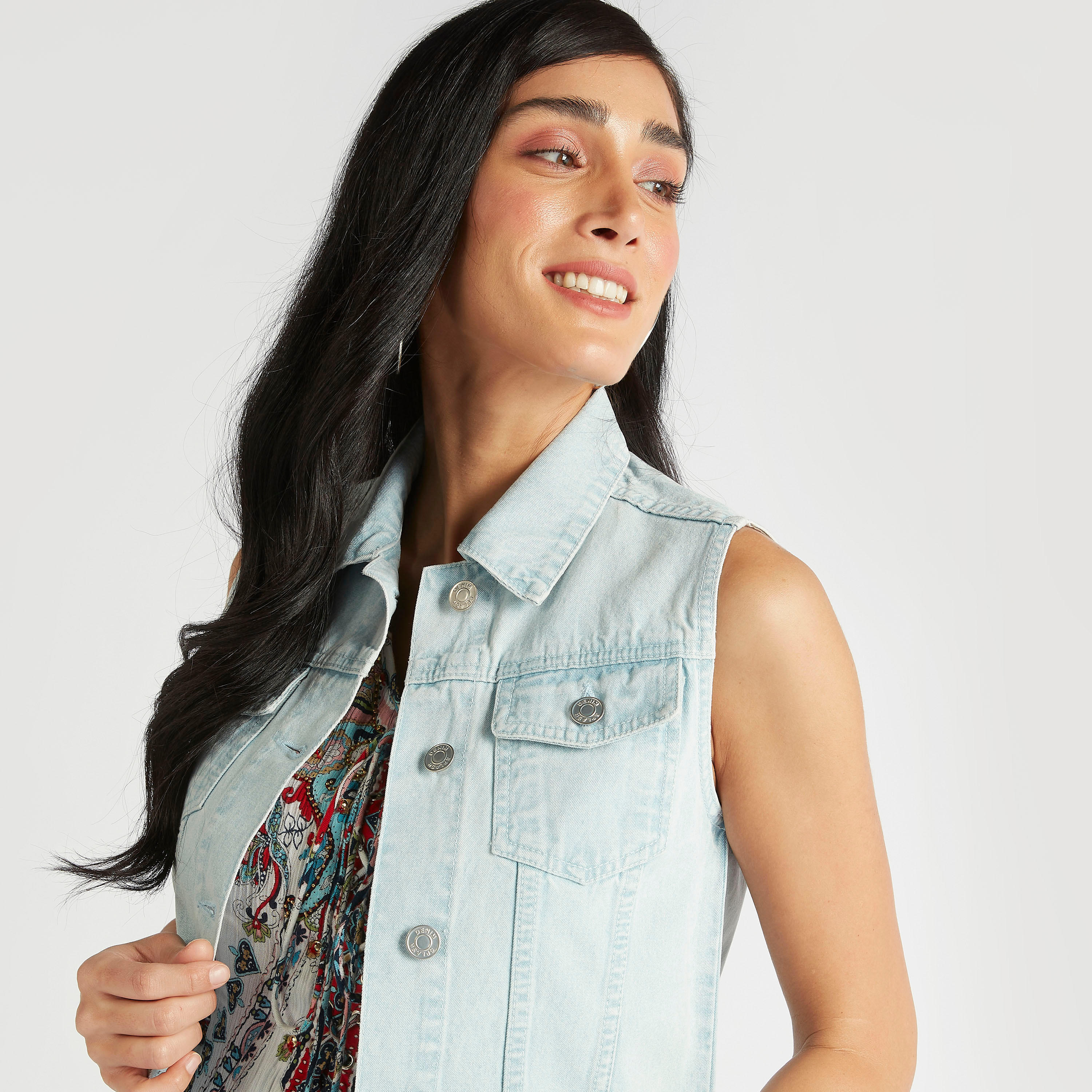 Solid Sleeveless Denim Jacket with Button Closure and Pockets-women-winterwear-coatsandjackets-jackets-image-3