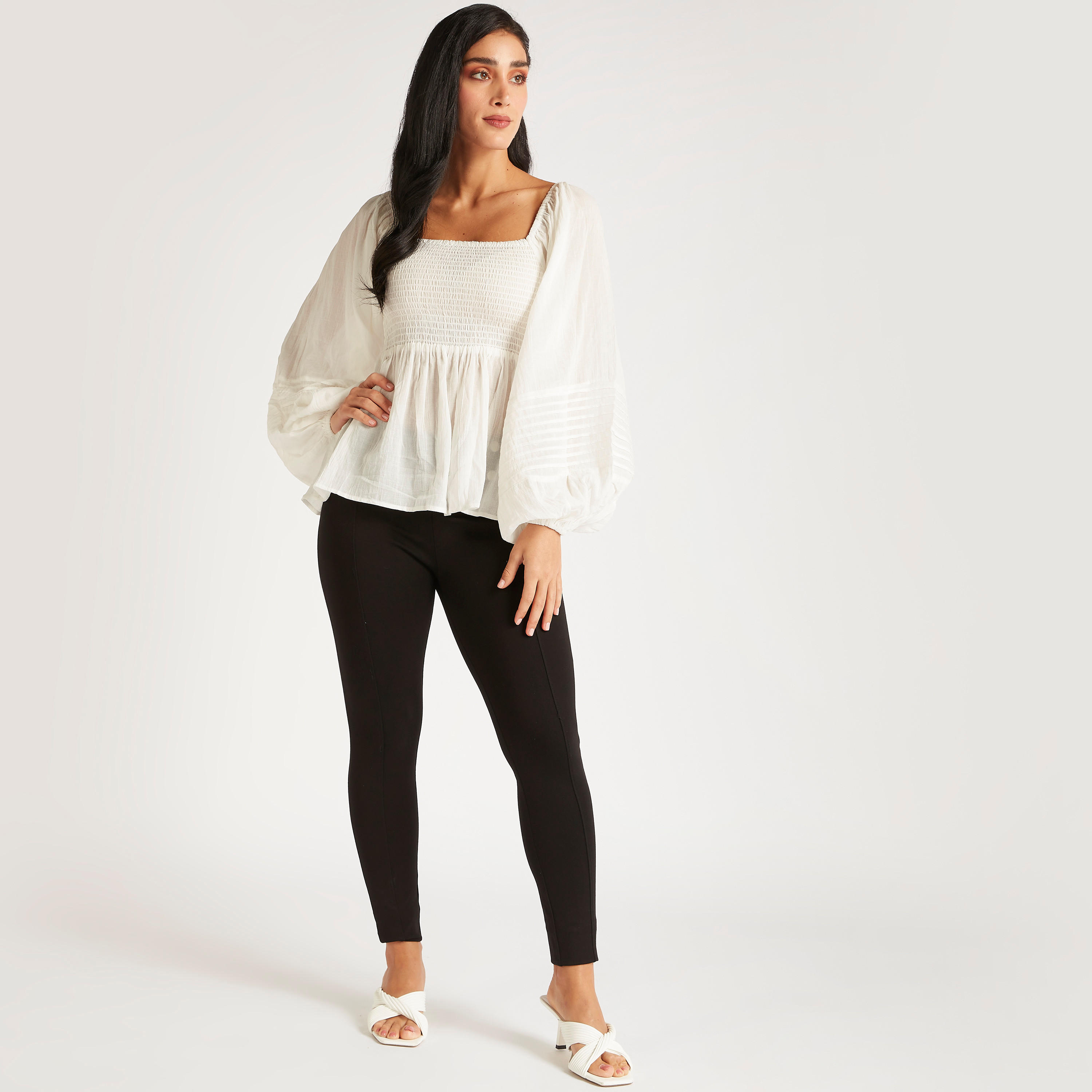 بلوزة مطرزة بياقة مربعة مع أكمام عريضة-women-clothing-shirtsandblouses-blouses-image-2