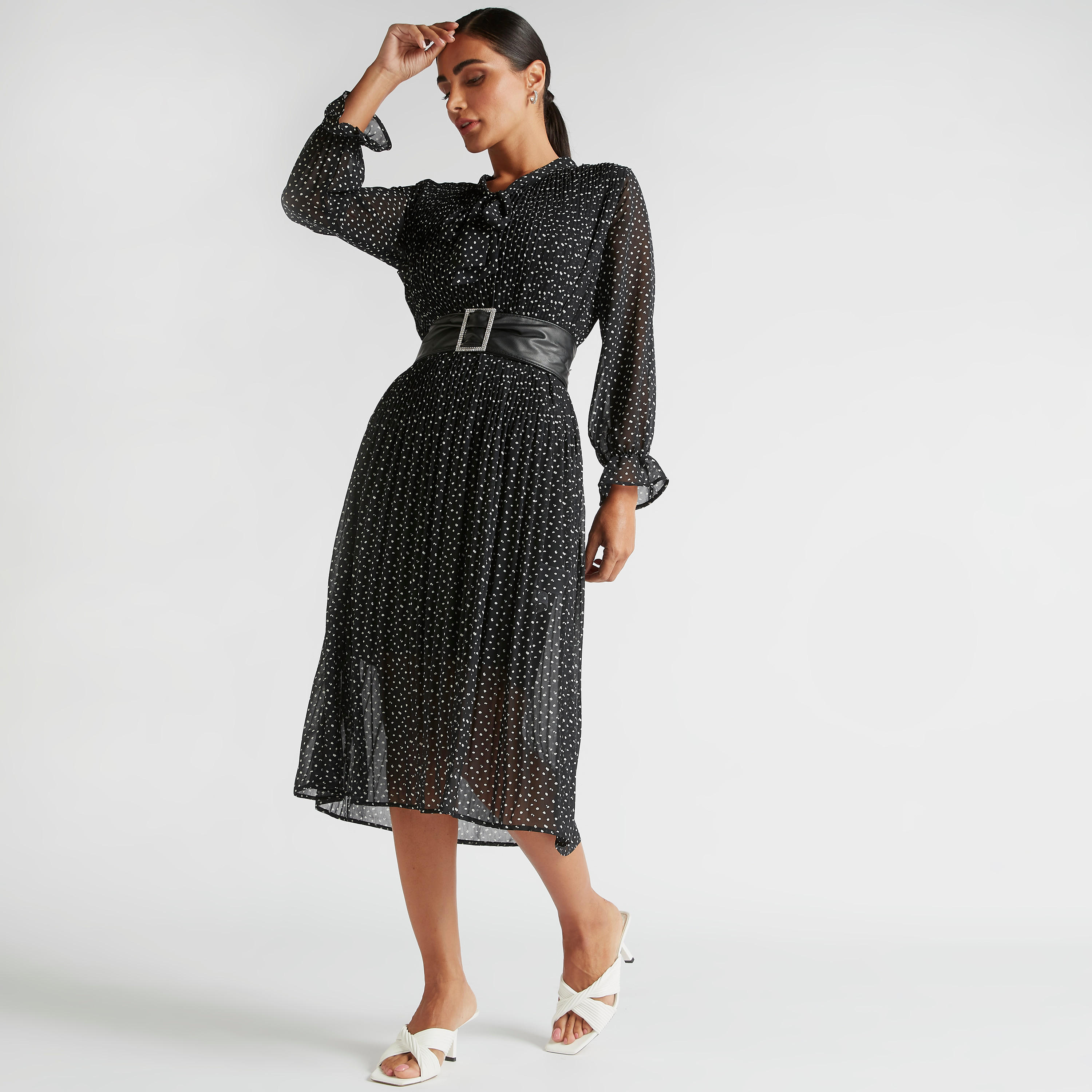 فستان إيه لاين ميدي منقّط بربطة عنق وتفاصيل بينتوك-women-clothing-dresses-image-2