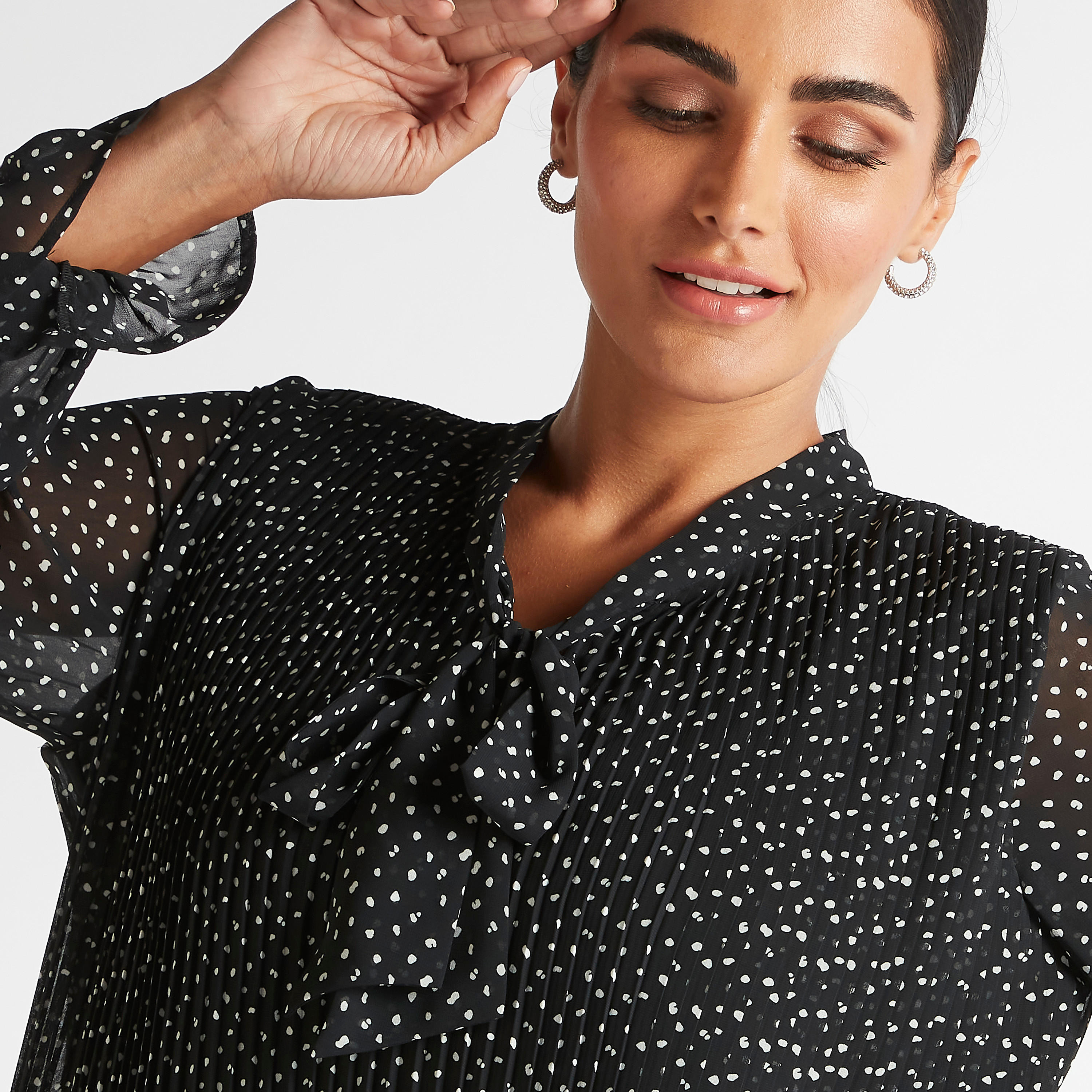 فستان إيه لاين ميدي منقّط بربطة عنق وتفاصيل بينتوك-women-clothing-dresses-image-3
