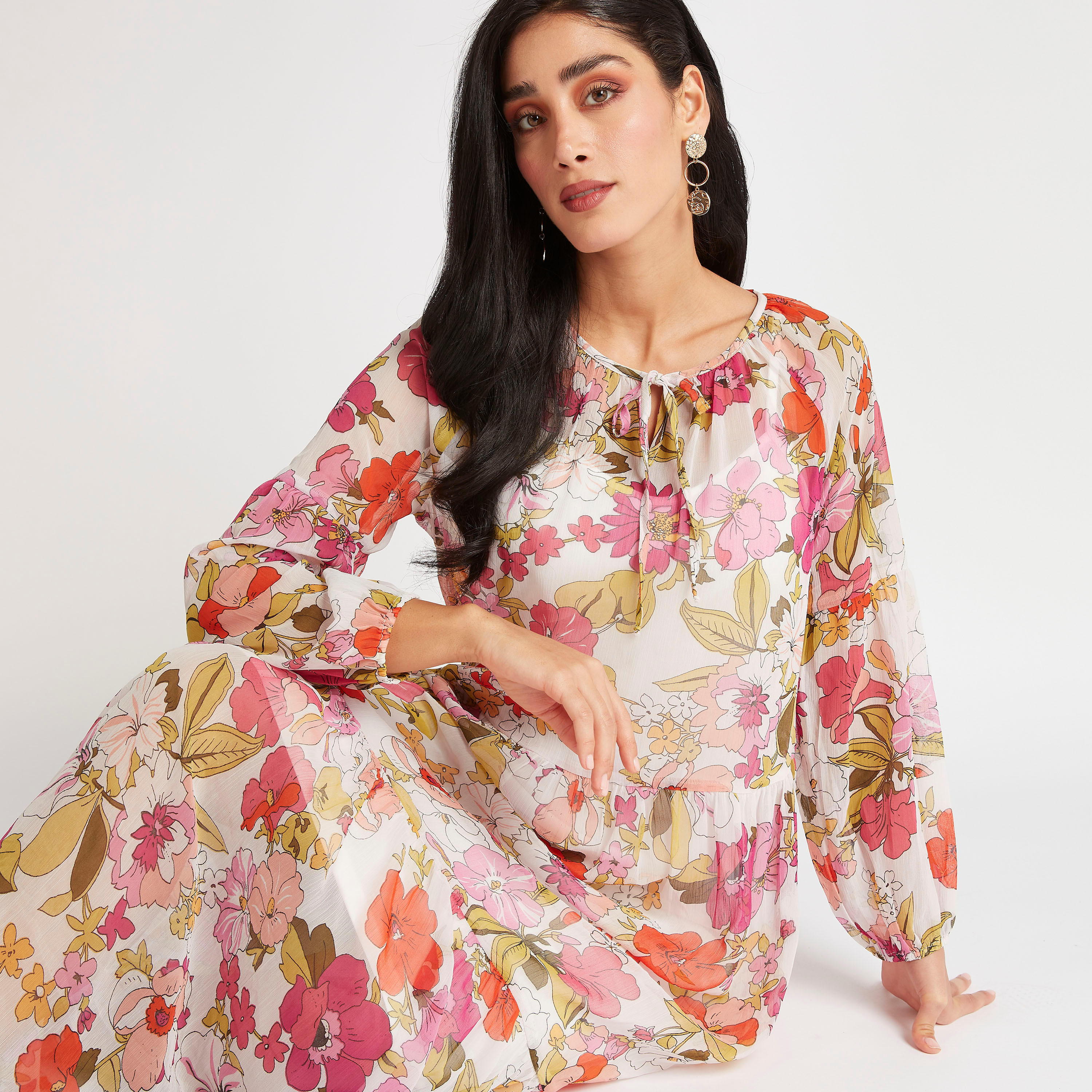 فستان طويل إيه لاين بياقة رباط وأكمام طويلة وطبعات زهرية-women-clothing-dresses-image-1