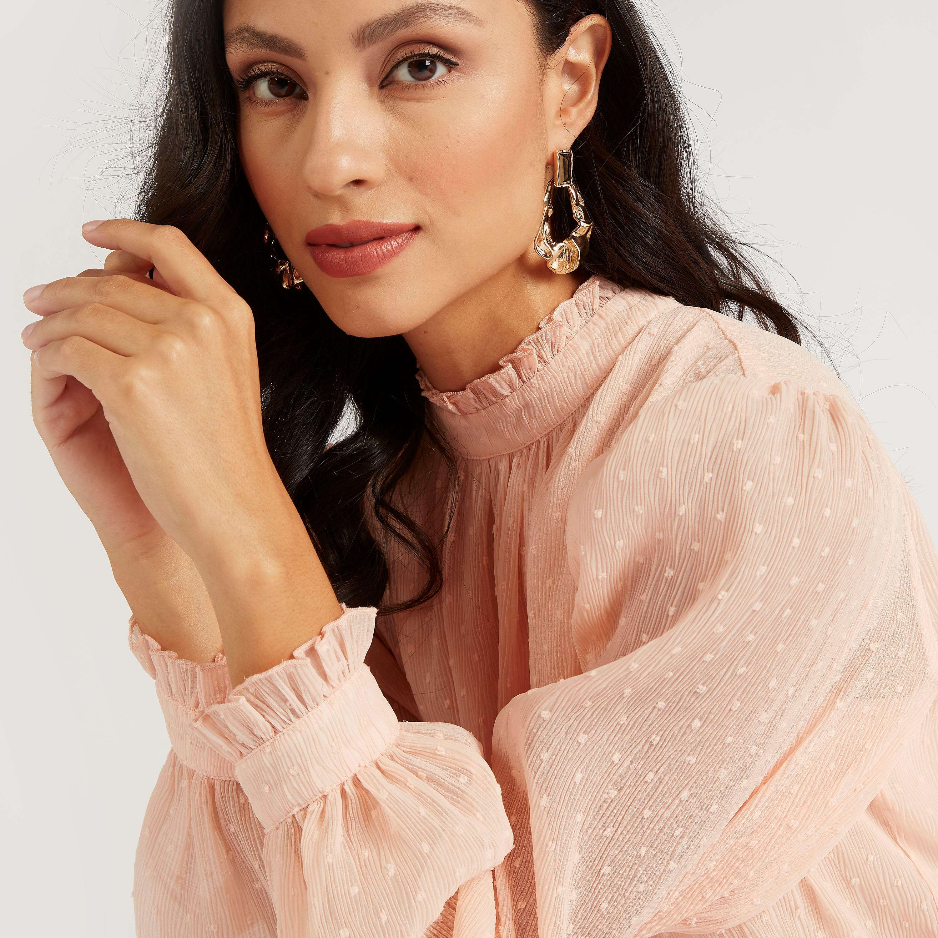 فستان ميدي إيه لاين بارز الملمس وياقة عالية وتفاصيل كشكشة-women-clothing-dresses-image-3