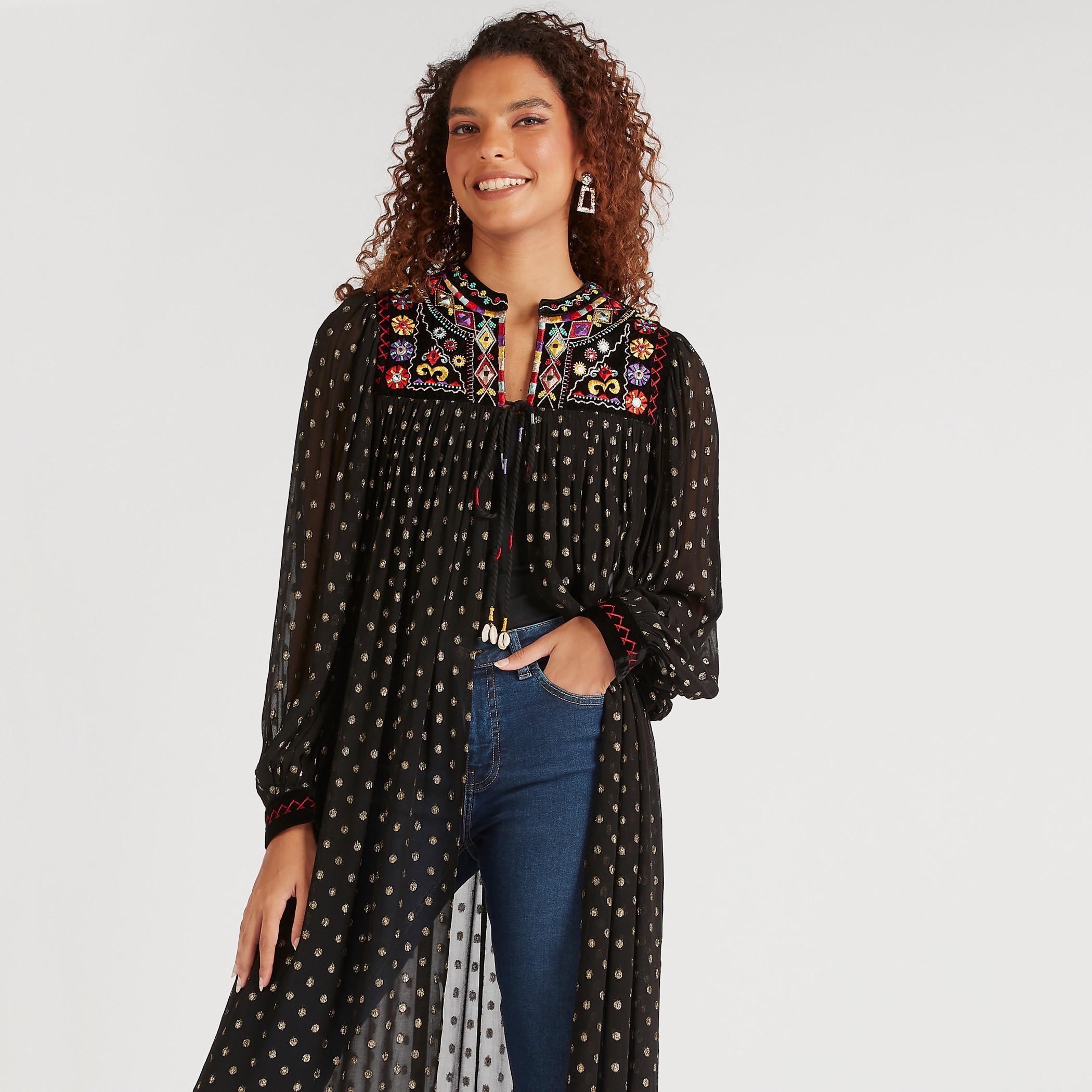 سترة مطرّزة بأكمام طويلة وأربطة-women-winterwear-coatsandjackets-jackets-image-6