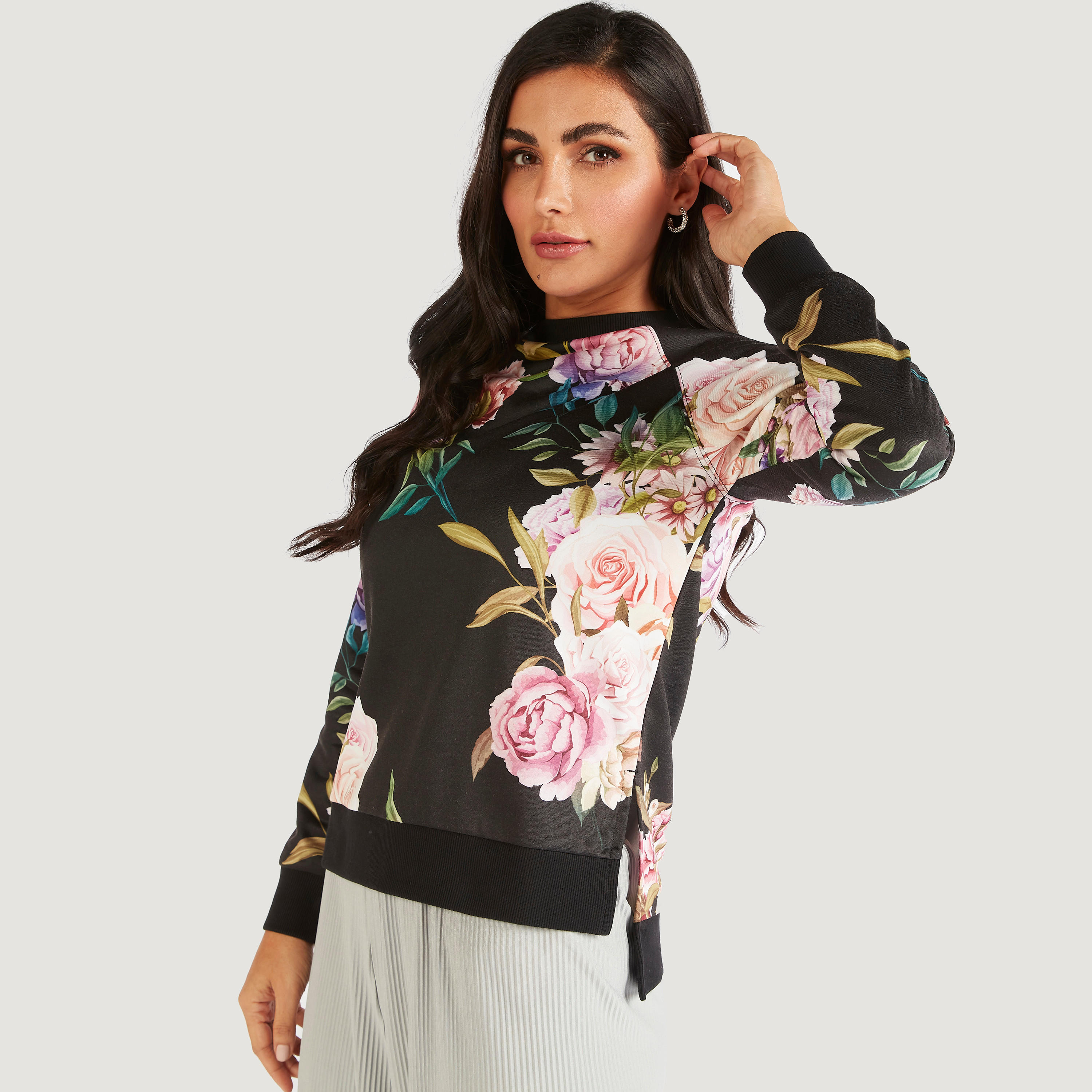 سويت شيرت بياقة مستديرة وطبعات زهور وأكمام طويلة وأطراف متدرجة-women-winterwear-hoodiesandsweatshirts-sweatshirts-image-6