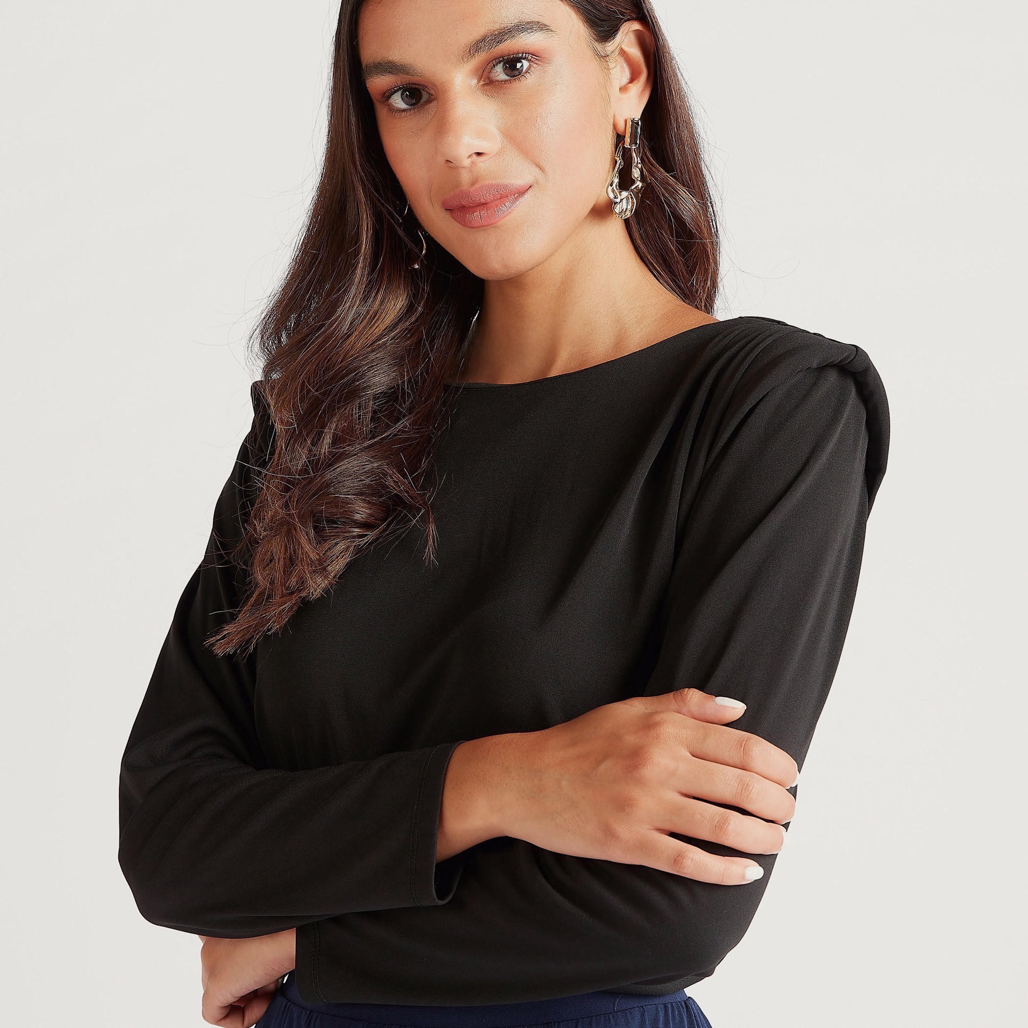 تيشيرت سادة بياقة ضيّقة وأكمام طويلة-women-clothing-tshirts-image-2