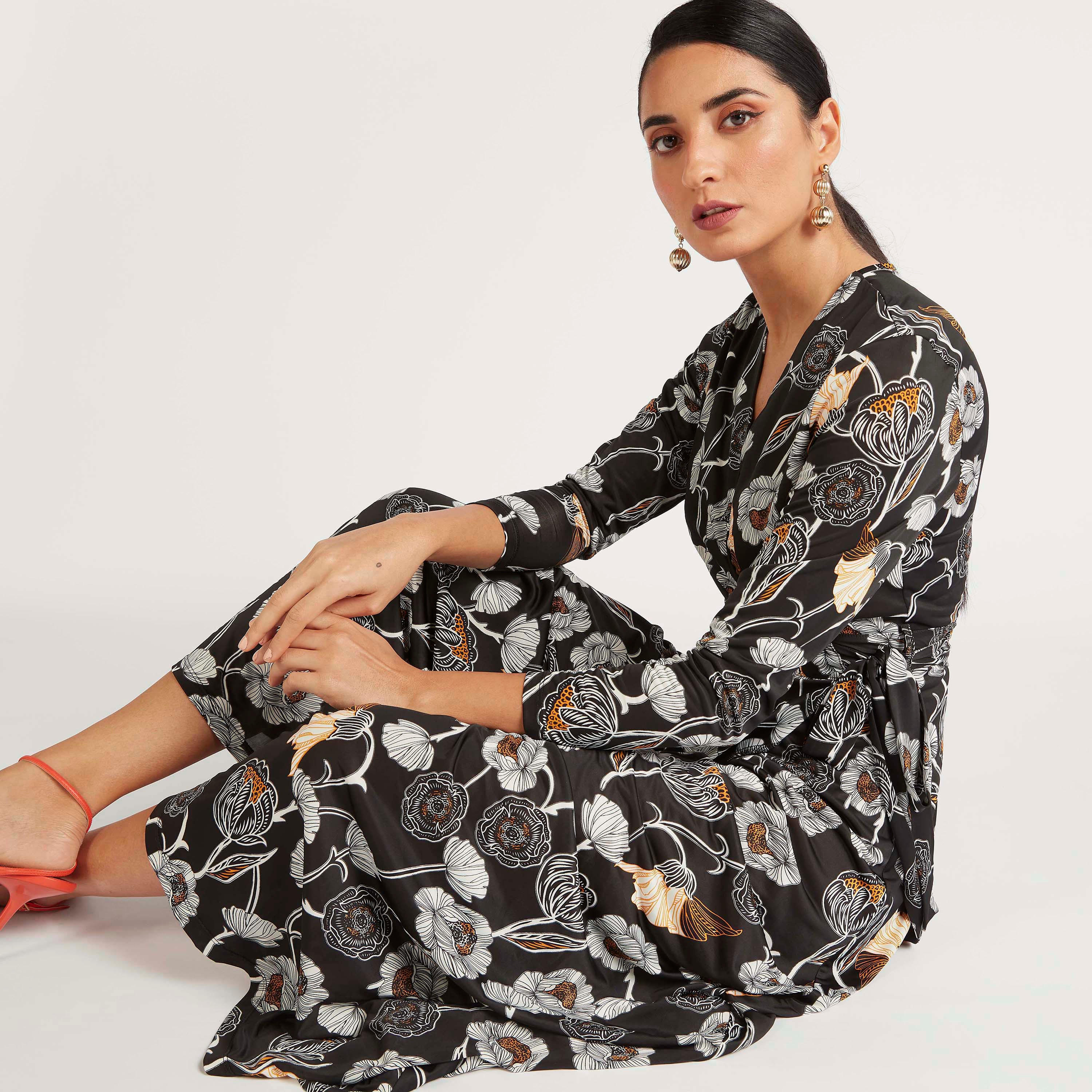 فستان طويل ملفوف بأكمام طويلة وطبعات أزهار-women-clothing-dresses-image-8