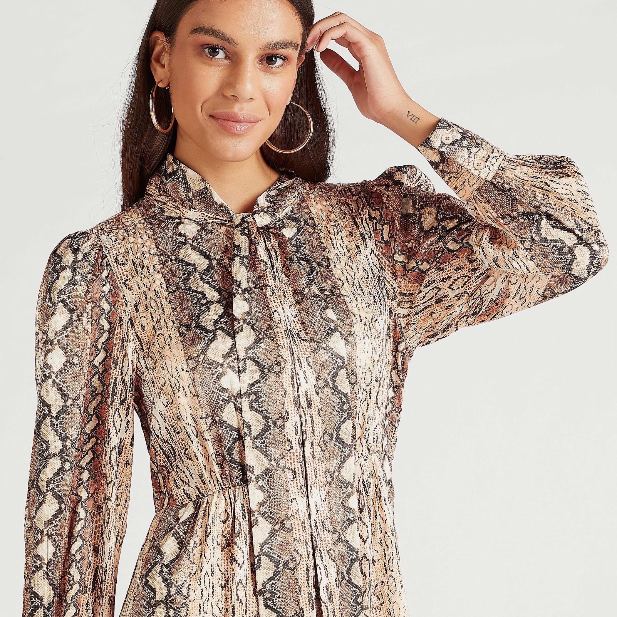 فستان ميدي بياقة عادية وطبعات حيوانات-women-clothing-dresses-image-3