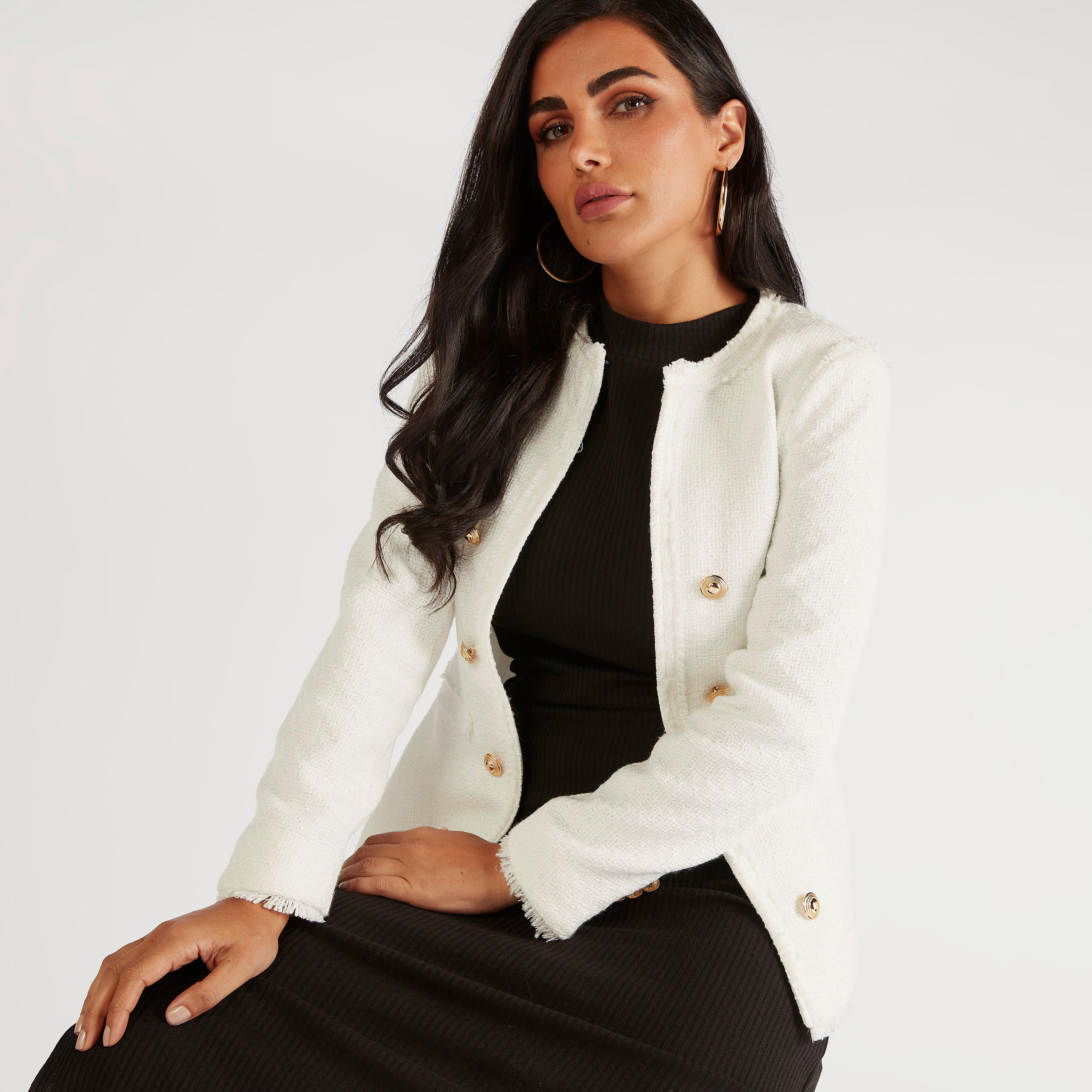 جاكيت تويد بارز الملمس بقصّة مطابقة للجسم وأكمام طويلة-women-winterwear-coatsandjackets-jackets-image-5
