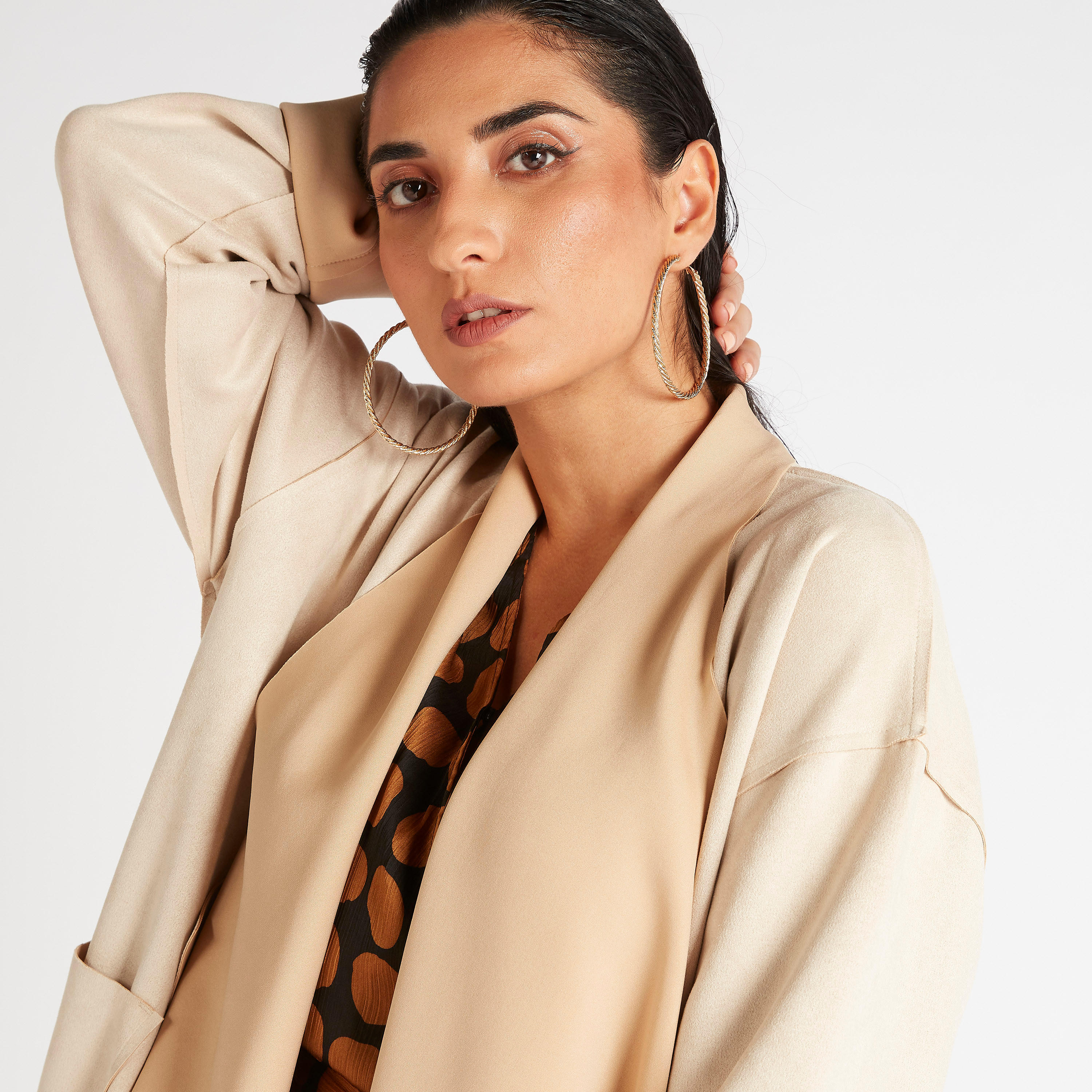 جاكيت طويل سادة بياقة منسدلة وأكمام طويلة-women-winterwear-coatsandjackets-jackets-image-1