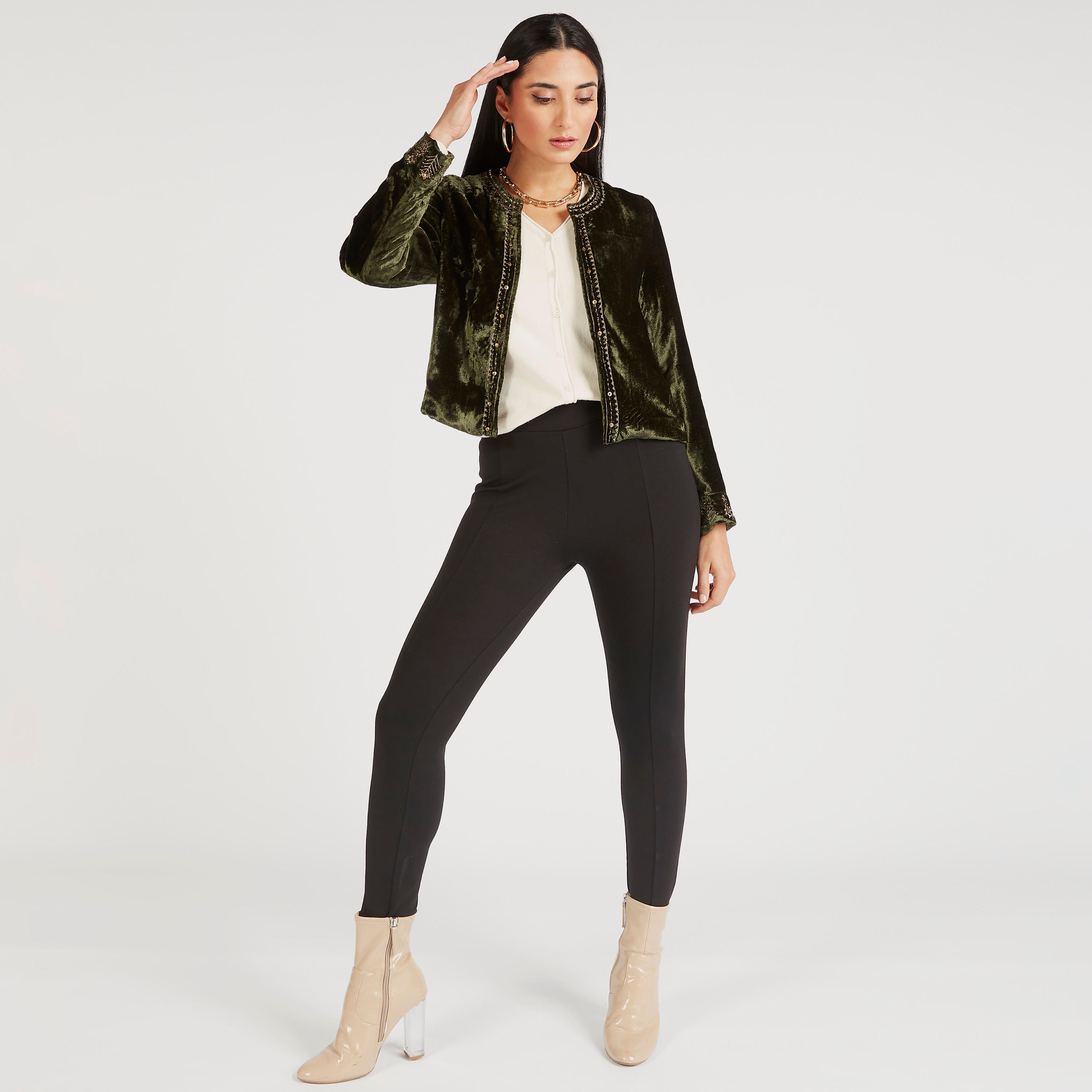 جاكيت بارز الملمس مفتوح من الأمام بتفاصيل مزينة وأكمام طويلة-women-winterwear-coatsandjackets-jackets-image-2