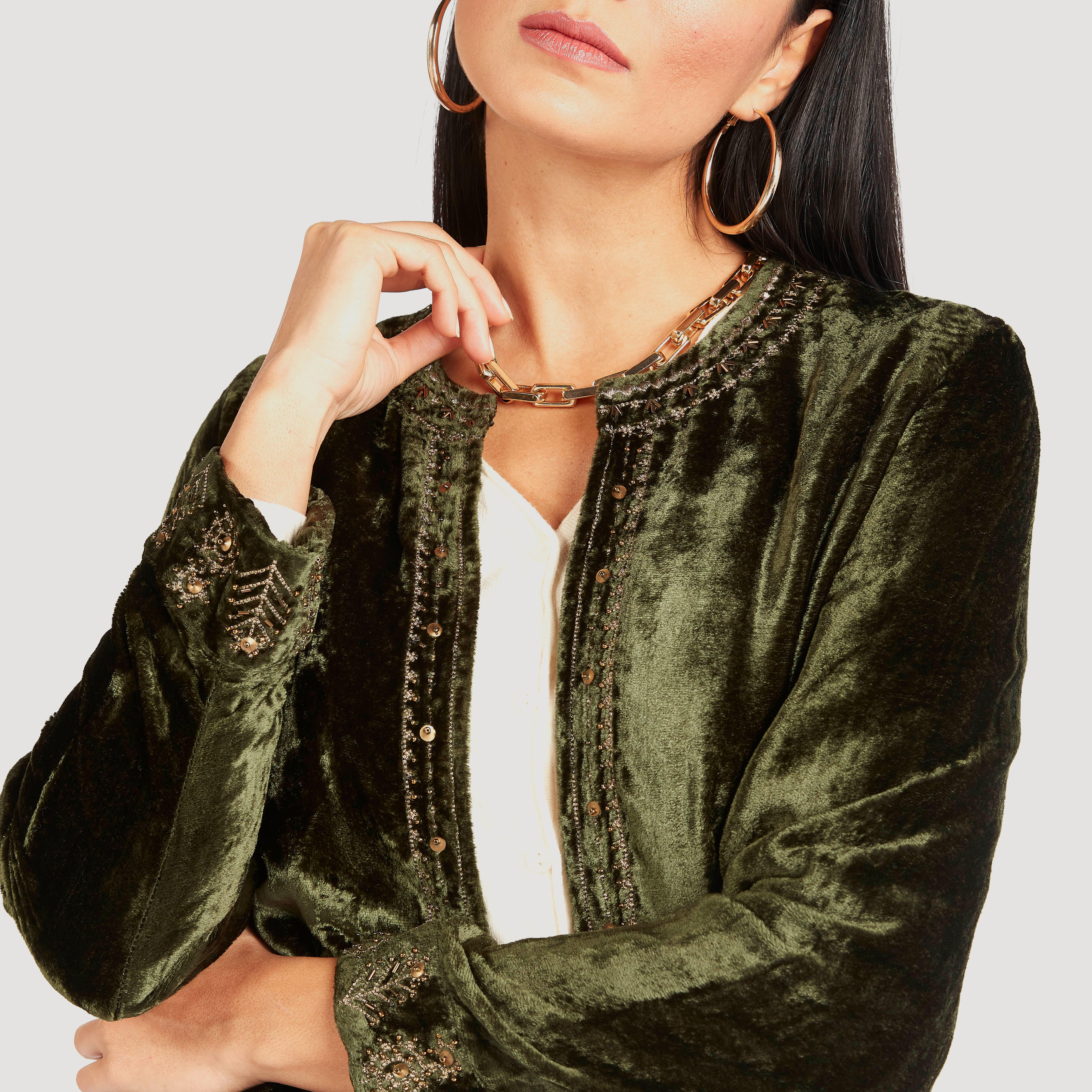 جاكيت بارز الملمس مفتوح من الأمام بتفاصيل مزينة وأكمام طويلة-women-winterwear-coatsandjackets-jackets-image-5