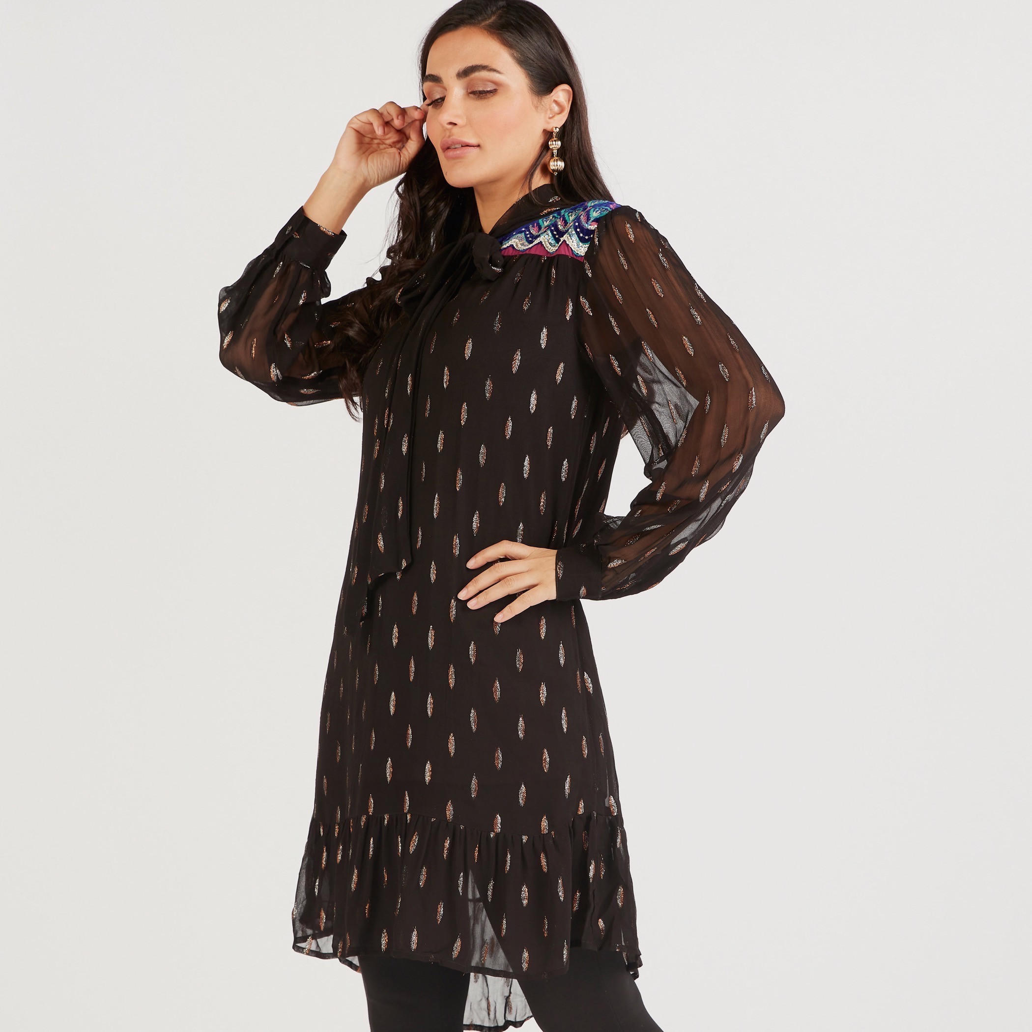 تونيك بأكمام طويلة وياقة بأربطة وطبعات-women-clothing-shirtsandblouses-blouses-image-1