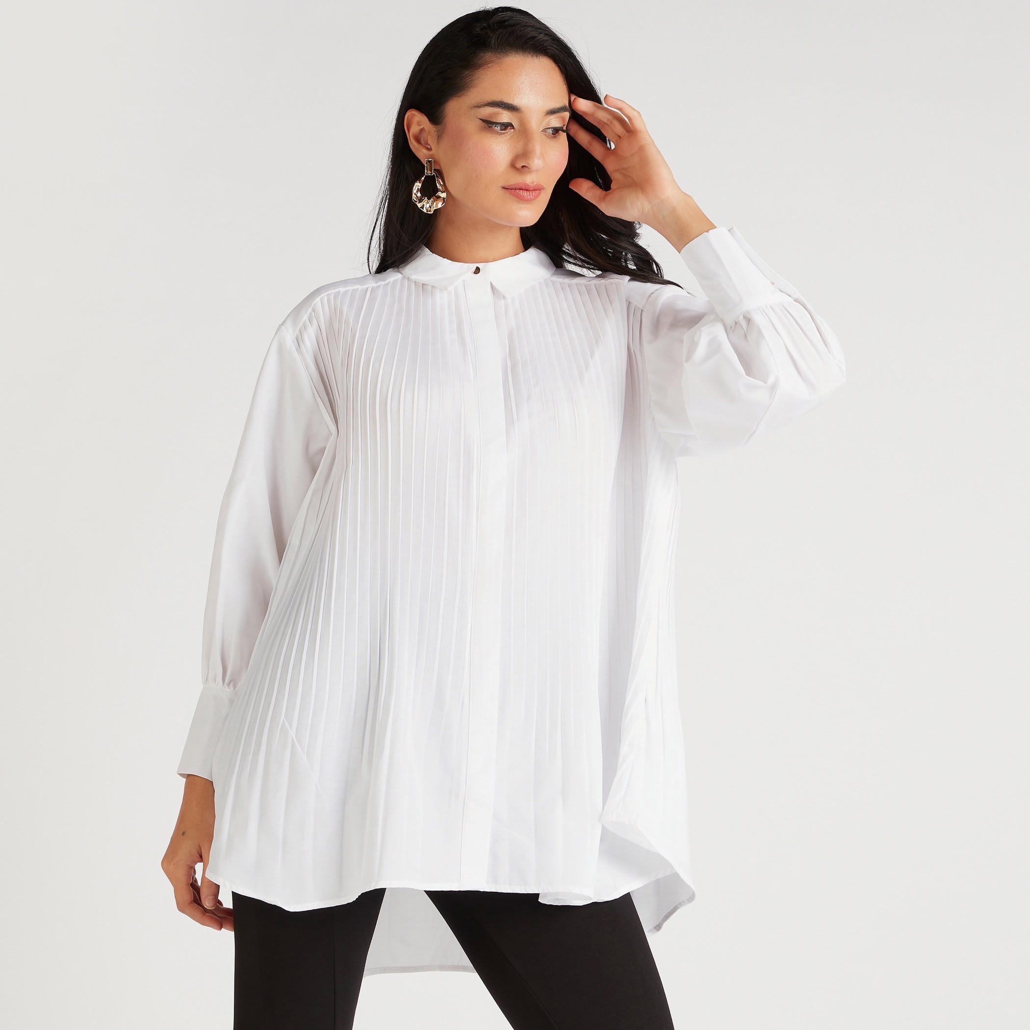 قميص بأطراف غير مستوية وياقة بكشكشة-women-clothing-shirtsandblouses-shirts-image-7