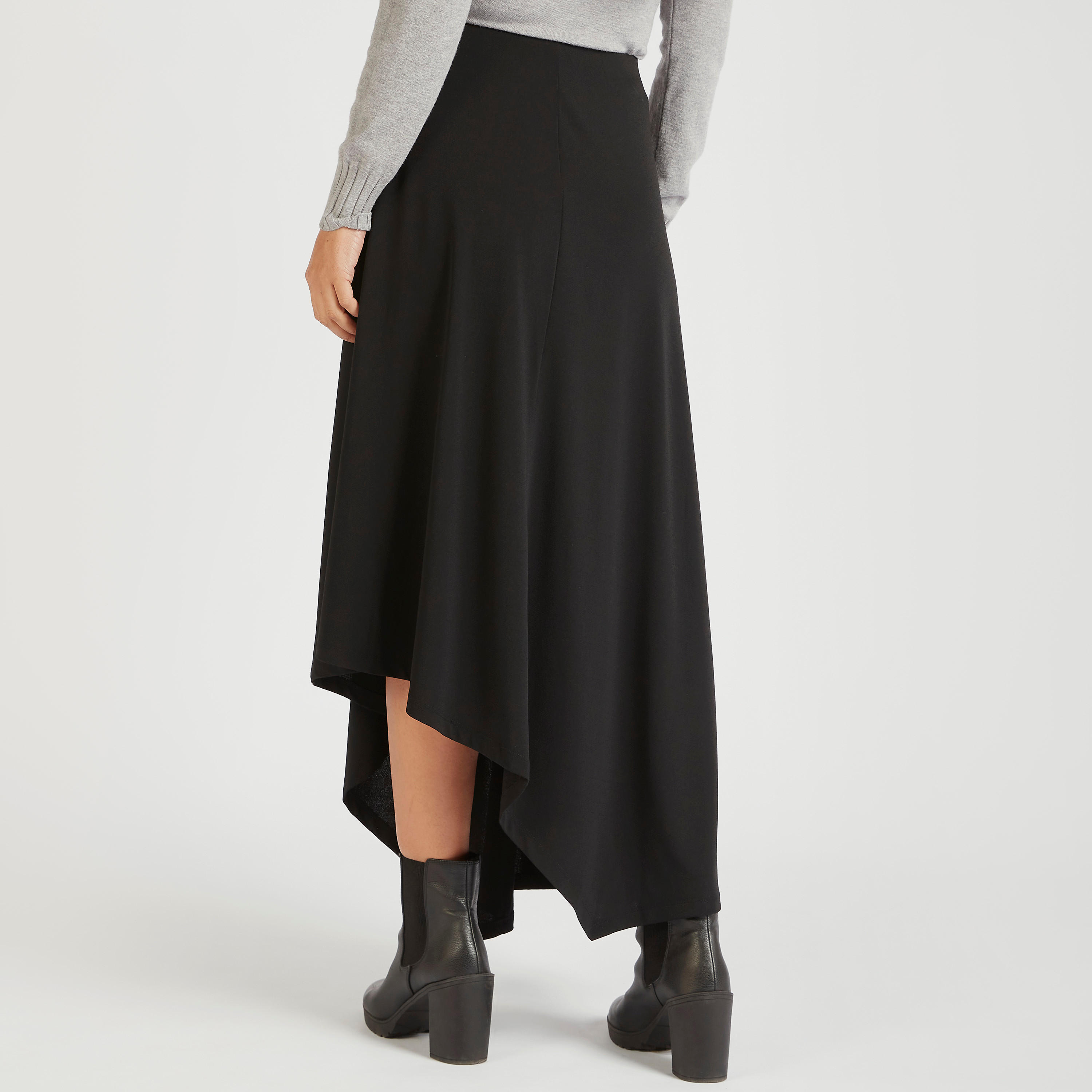 تنّورة ميدي سادة بأطراف غير مستوية وخصر مطاطي-women-clothing-bottoms-skirts-image-1
