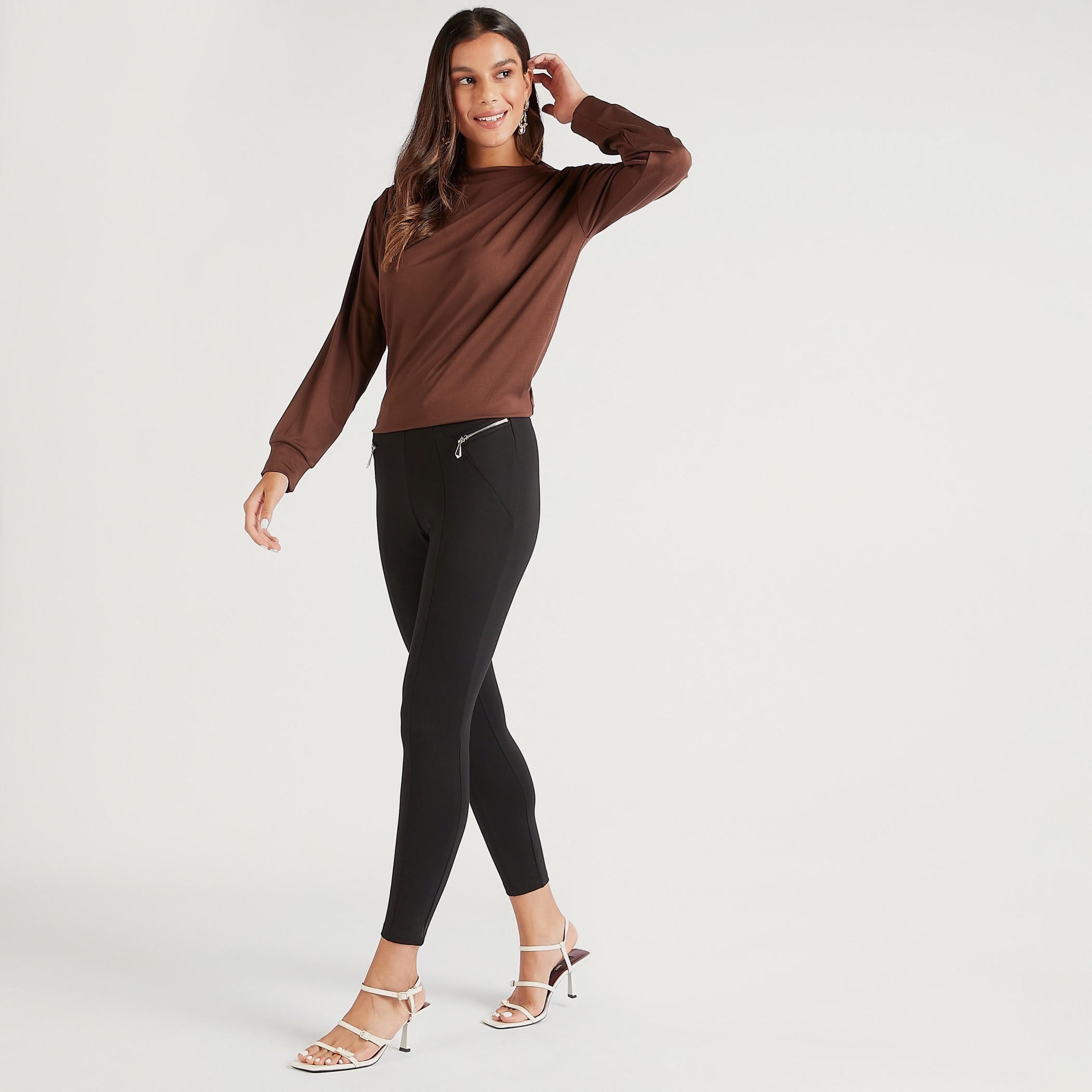 تيشيرت سادة بياقة ضيّقة وأكمام طويلة-women-clothing-shirtsandblouses-shirts-image-3
