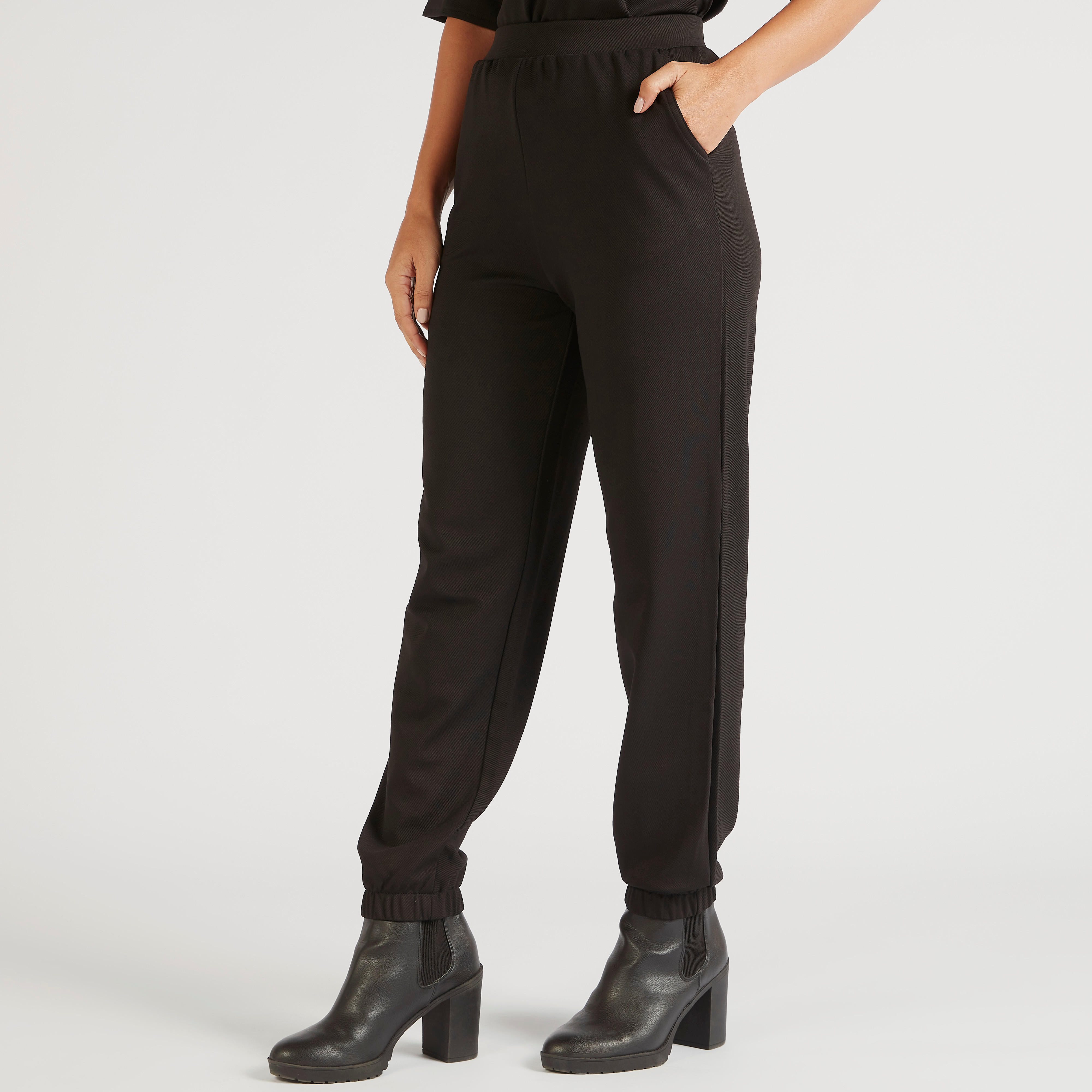 بنطلون رياضي سادة بخصر مطاطي متوسط الارتفاع وجيوب-women-clothing-bottoms-joggers-image-1