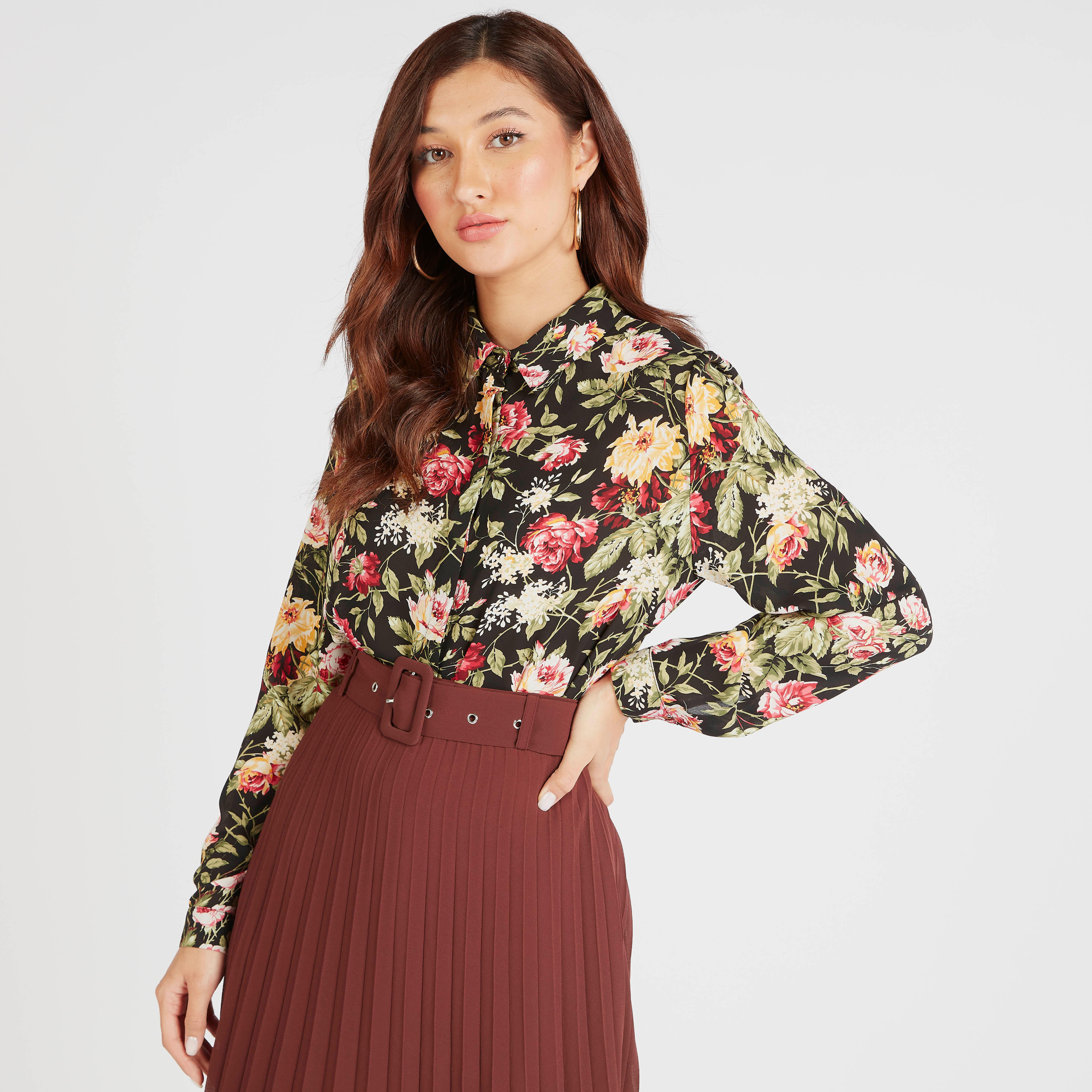 قميص بأكمام طويلة وزر إغلاق وطبعات زهور-women-clothing-shirtsandblouses-shirts-image-1