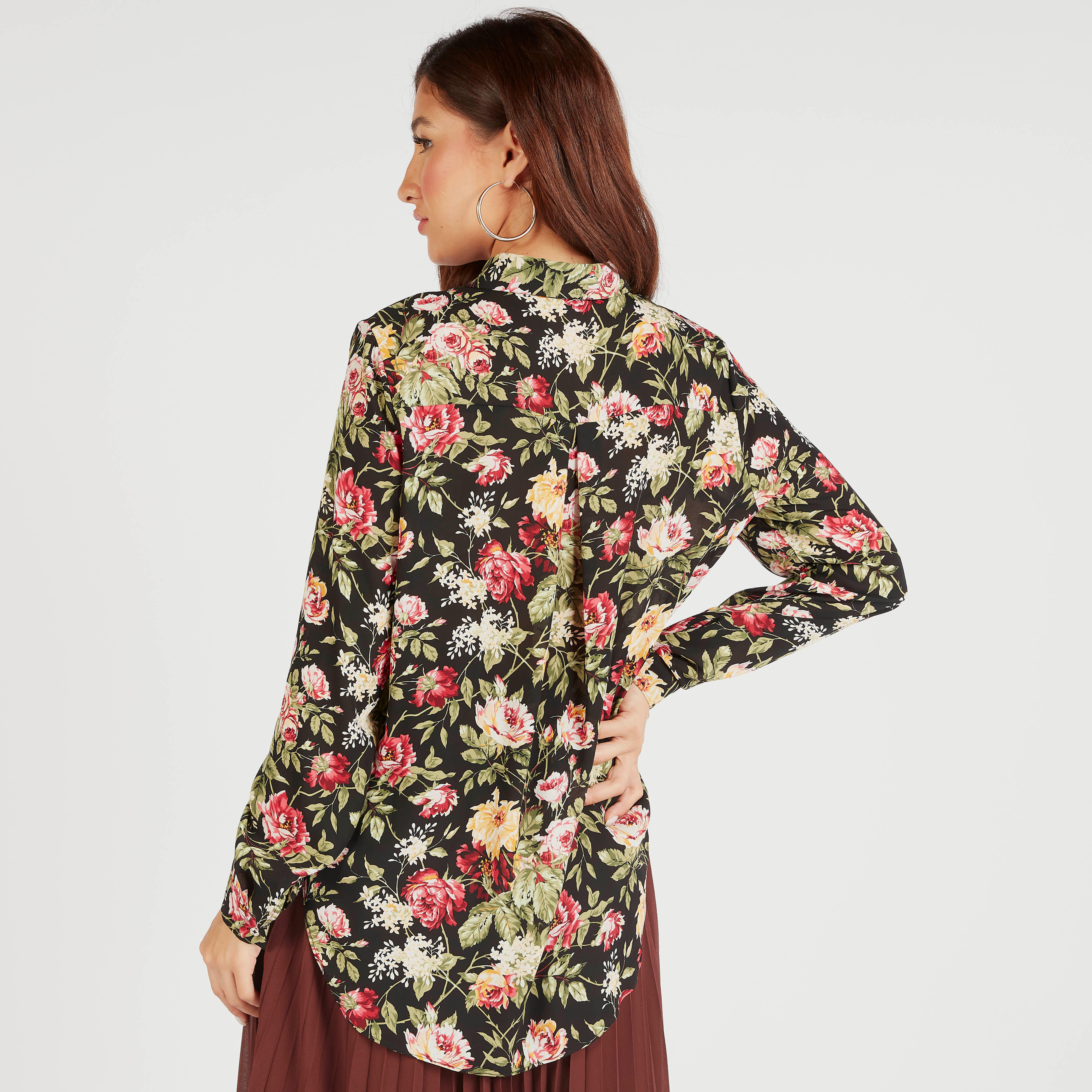 قميص بأكمام طويلة وزر إغلاق وطبعات زهور-women-clothing-shirtsandblouses-shirts-image-4