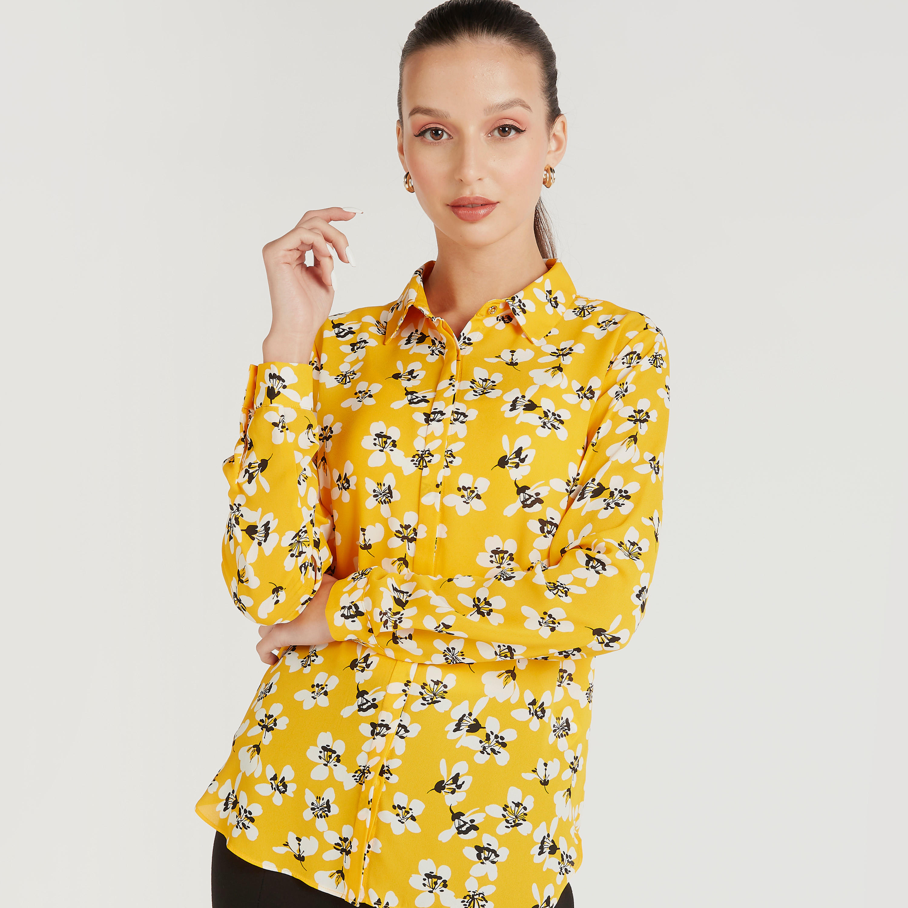 قميص بأكمام طويلة وزر إغلاق وطبعات زهور-women-clothing-shirtsandblouses-shirts-image-5