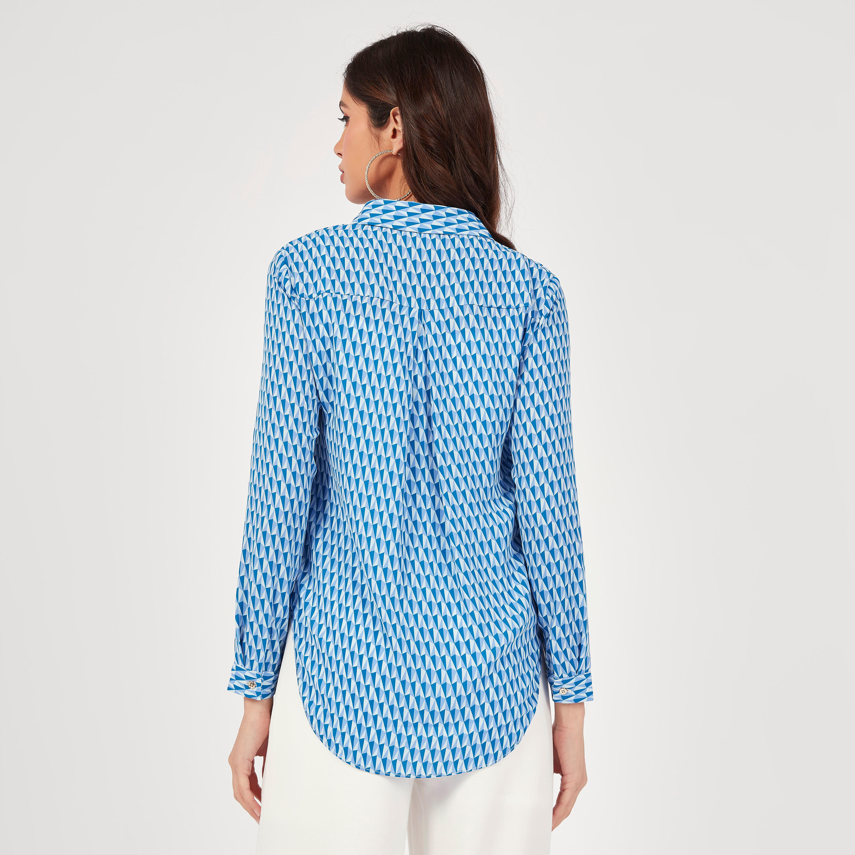 قميص بأكمام طويلة وزر إغلاق وطبعات-women-clothing-shirtsandblouses-shirts-image-4