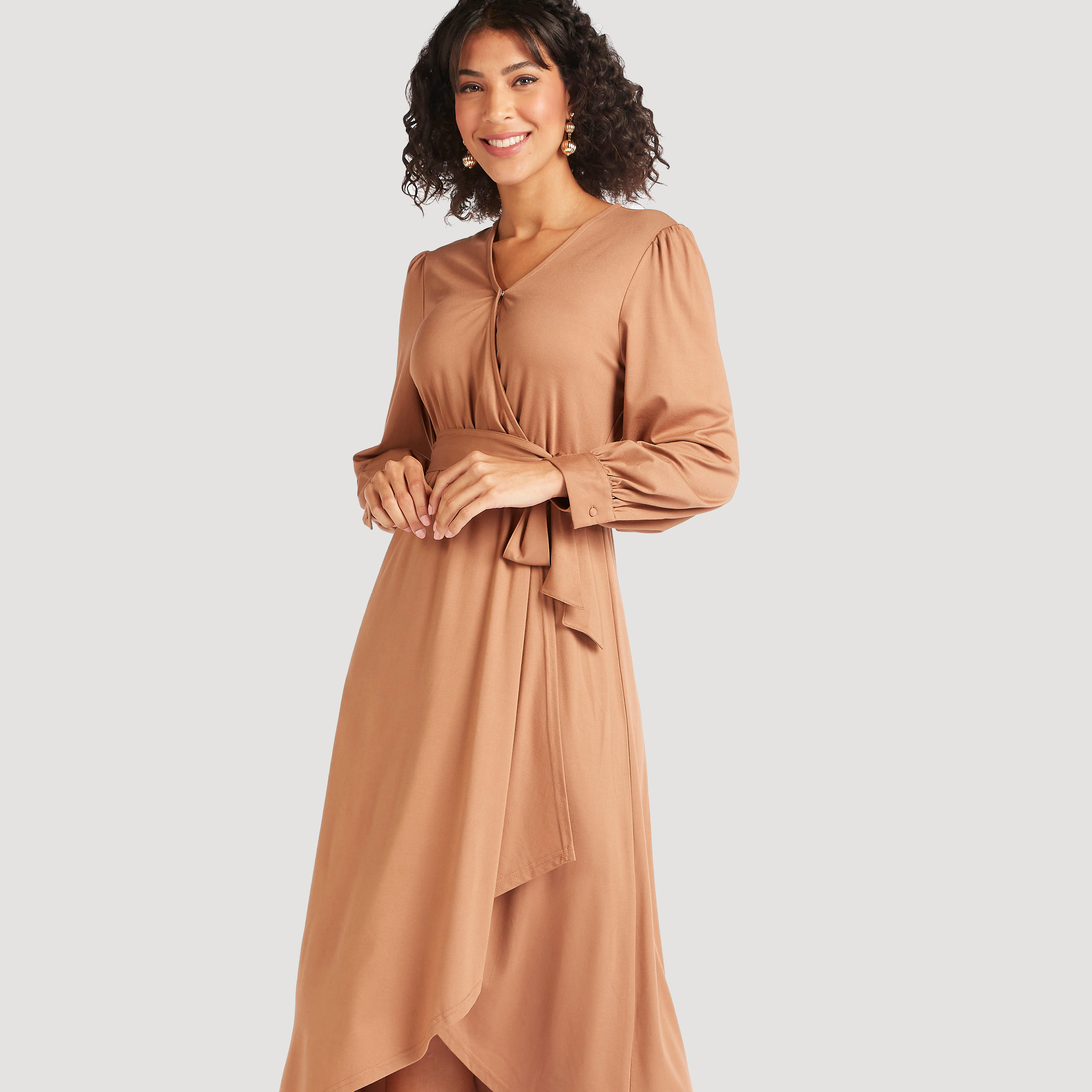 فستان ميدي سادة ملفوف بأكمام طويلة وحزام رباط-women-clothing-dresses-image-8