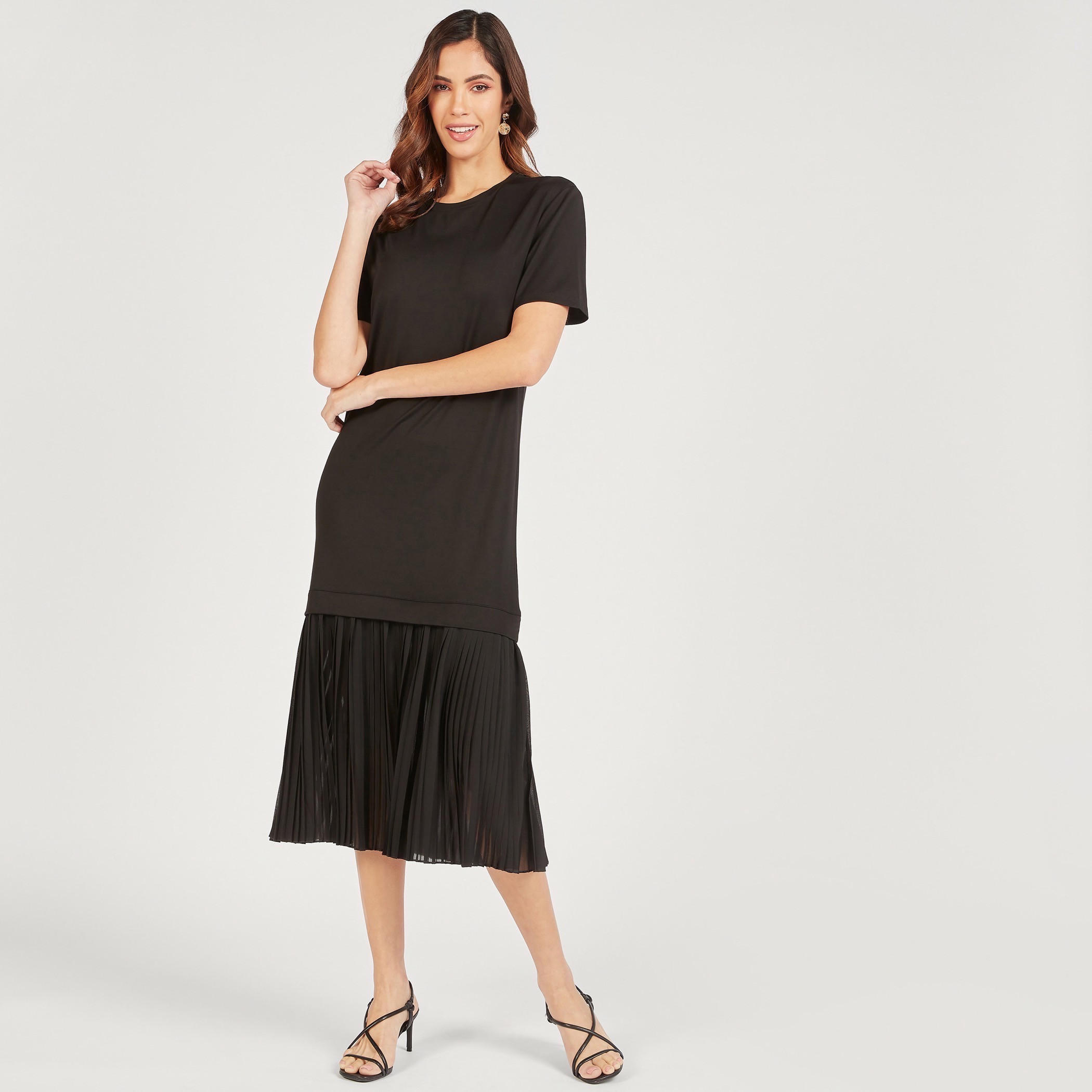 فستان واسع ميدي سادة بأكمام قصيرة وتفاصيل كسرات-women-clothing-dresses-image-6
