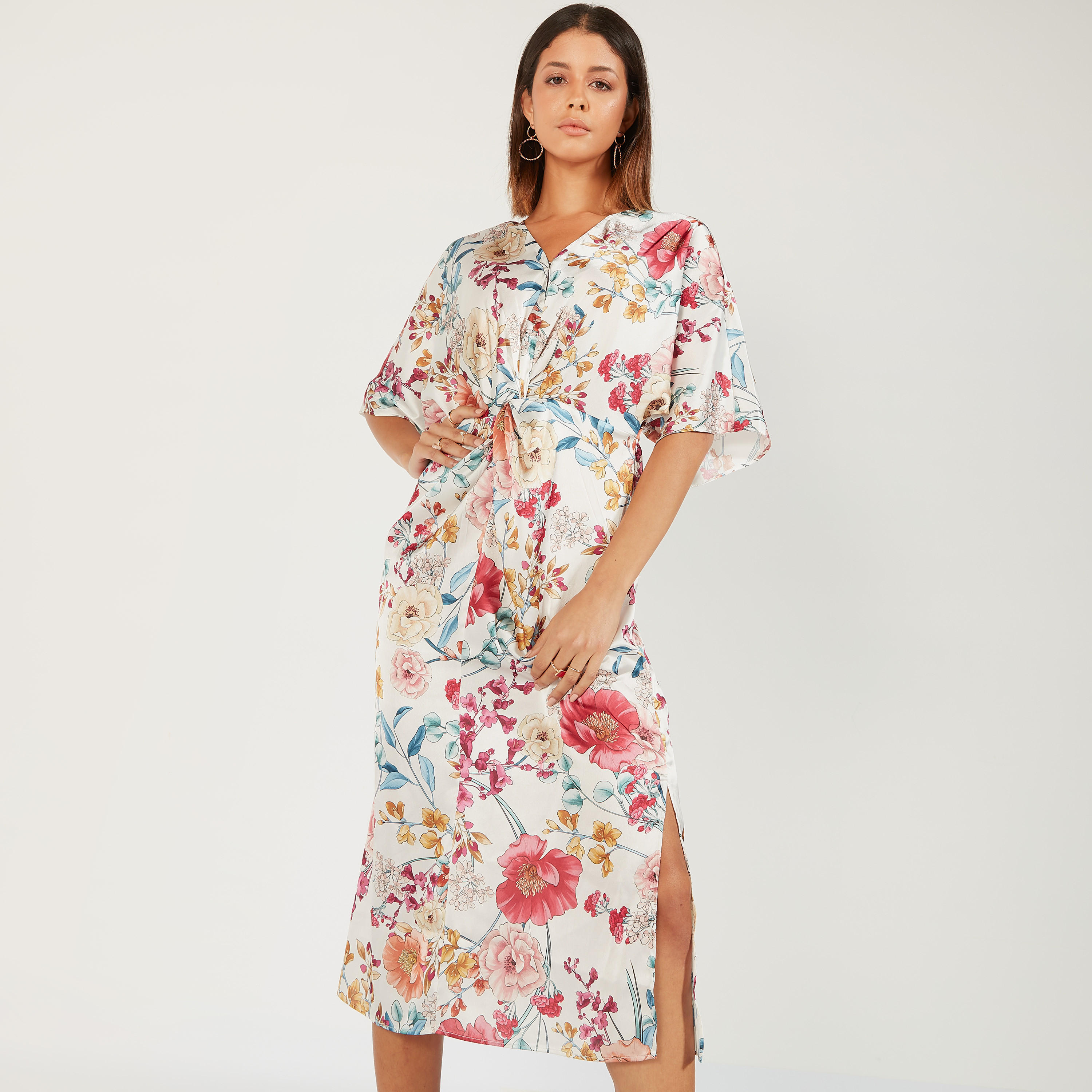 All-Over Floral Print Midi Dress with V-neck and Short Sleeves-women-clothing-dresses-image-1