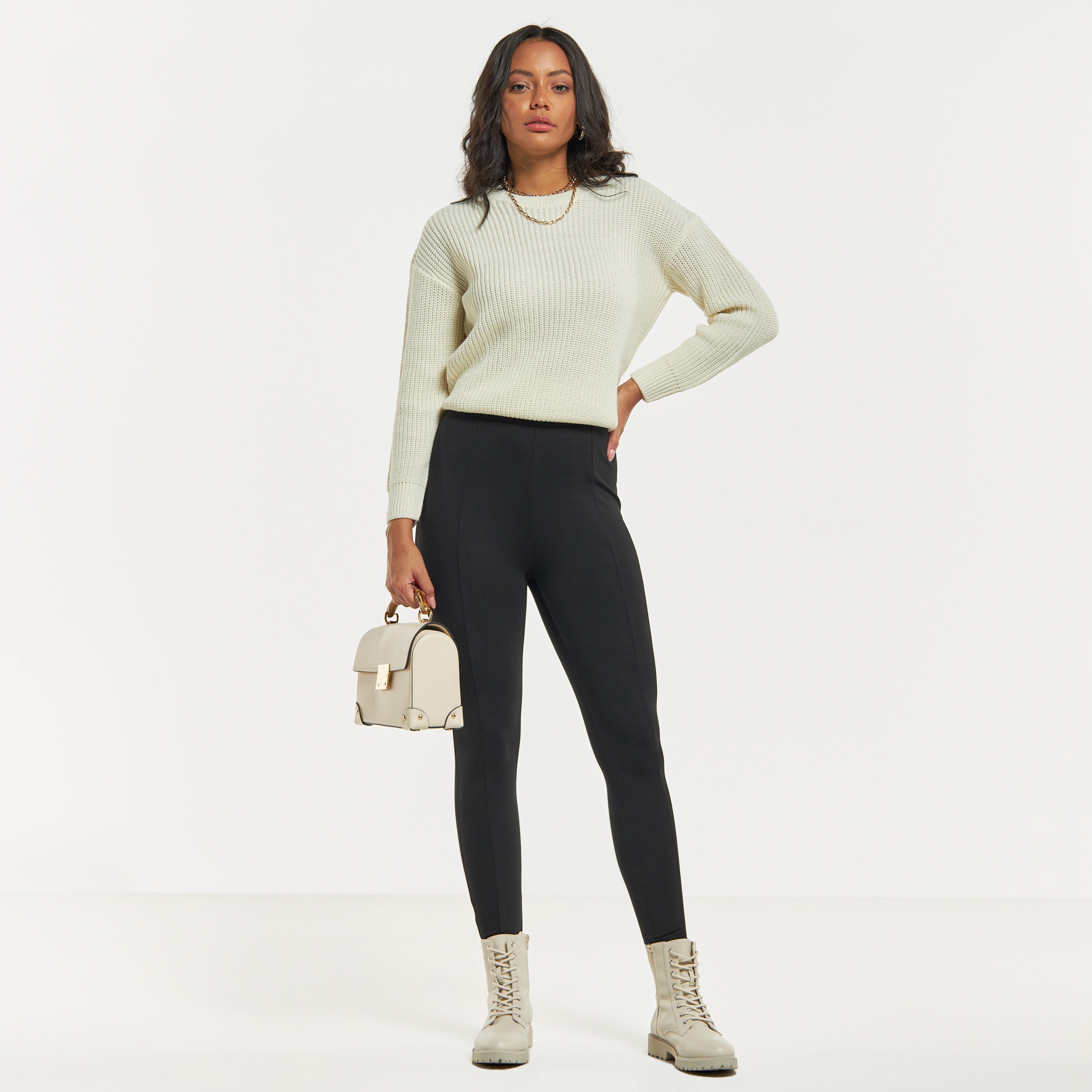 بنطلون تريقنز بخصر بزينة إبزيم-women-clothing-bottoms-leggings-image-2