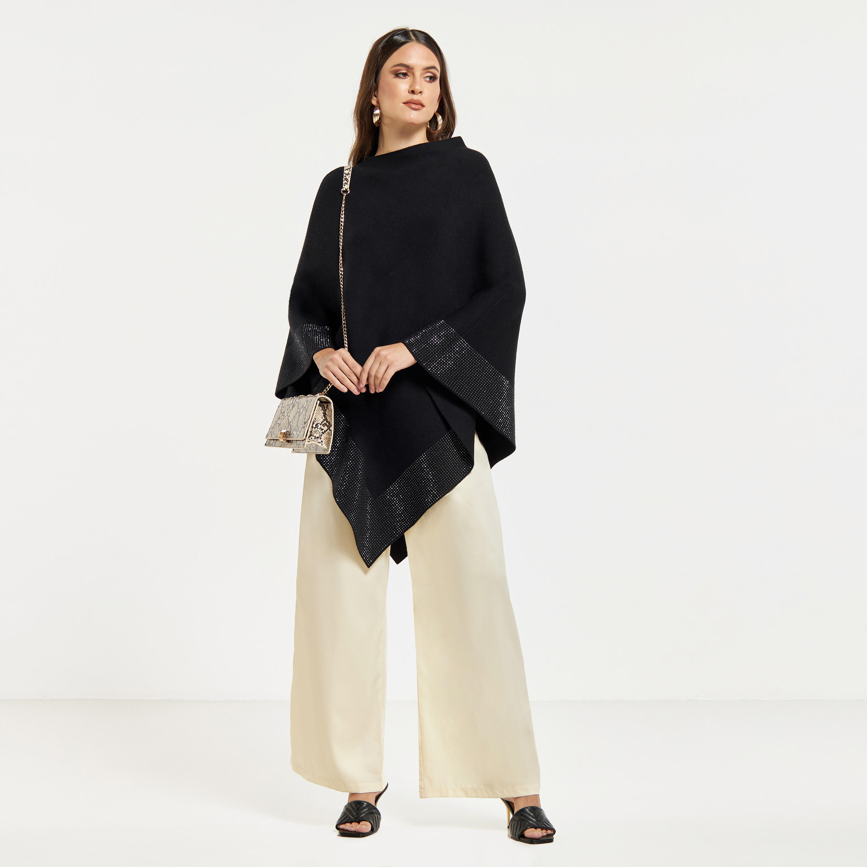 كاب مزيّن بأطراف غير مستويّة-women-winterwear-coatsandjackets-jackets-image-2