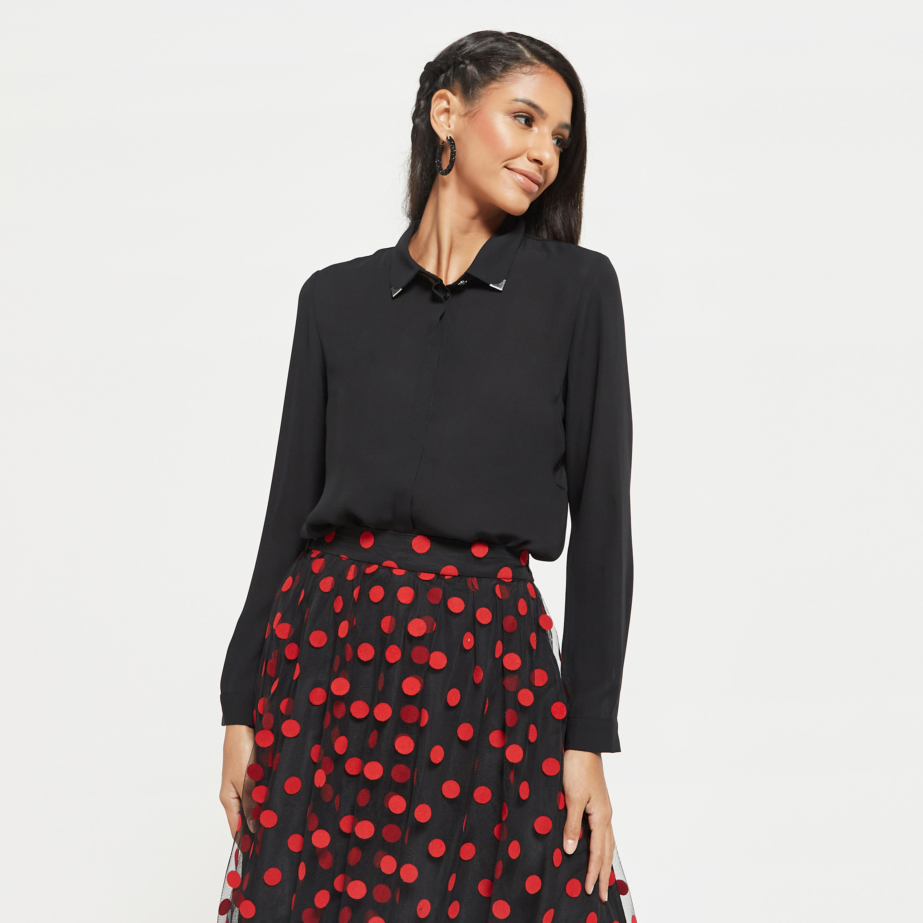 قميص سادة بأكمام طويلة وياقة عادية-women-clothing-shirtsandblouses-shirts-image-5