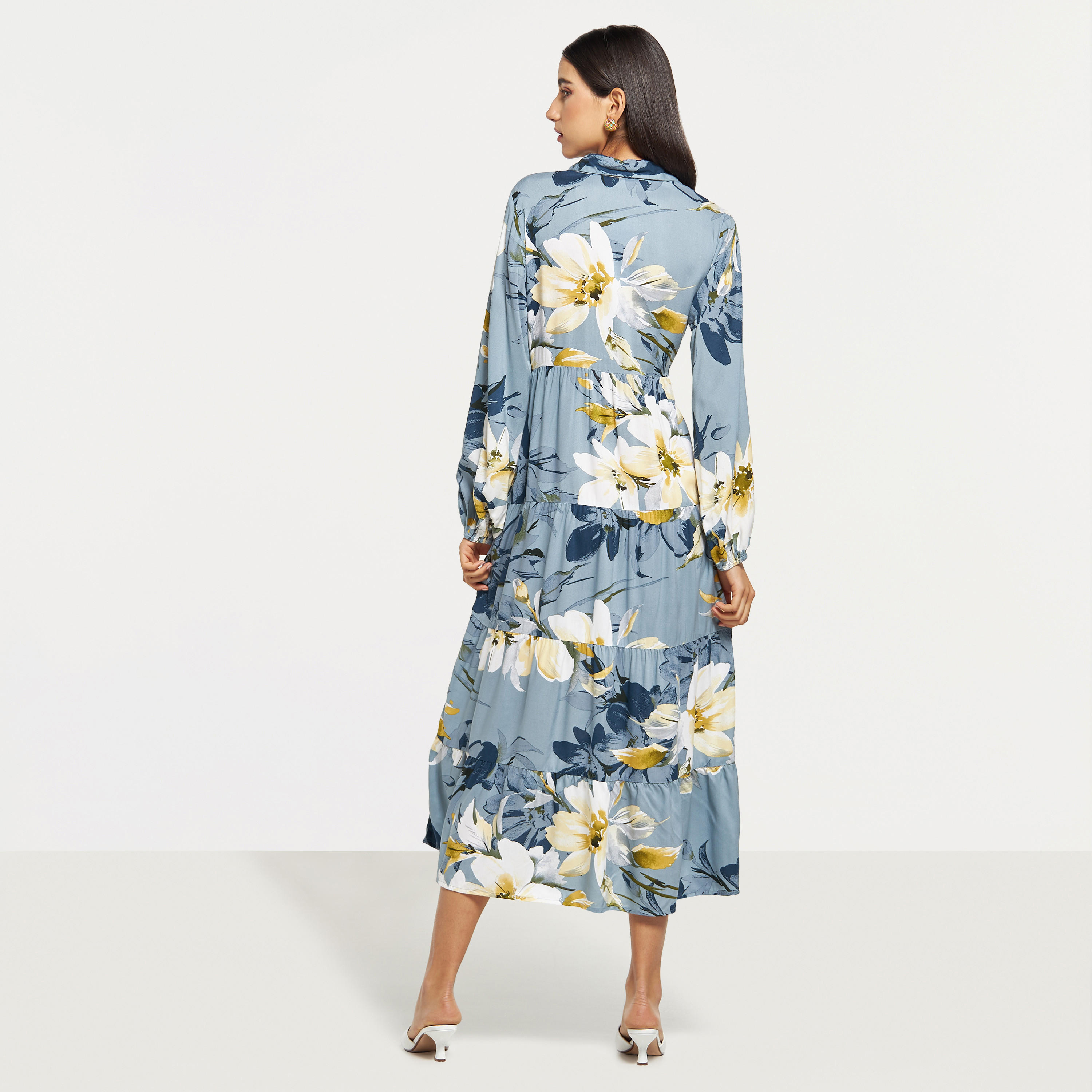 فستان طويل متعدد الطبقات بأكمام طويلة وطبعات أزهار-women-clothing-dresses-image-3