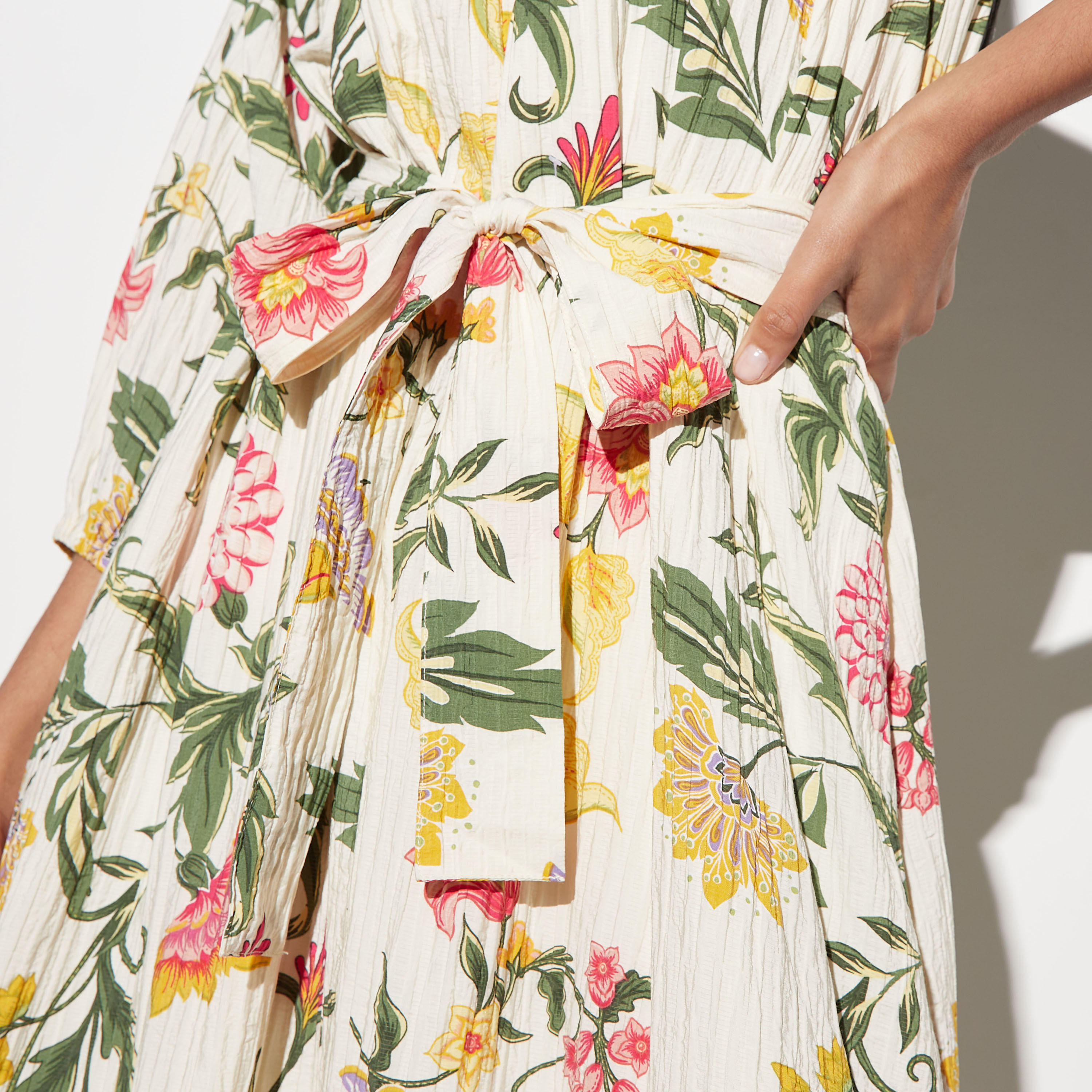 فستان بحزام ربط وطبعات أزهار-women-clothing-dresses-image-4