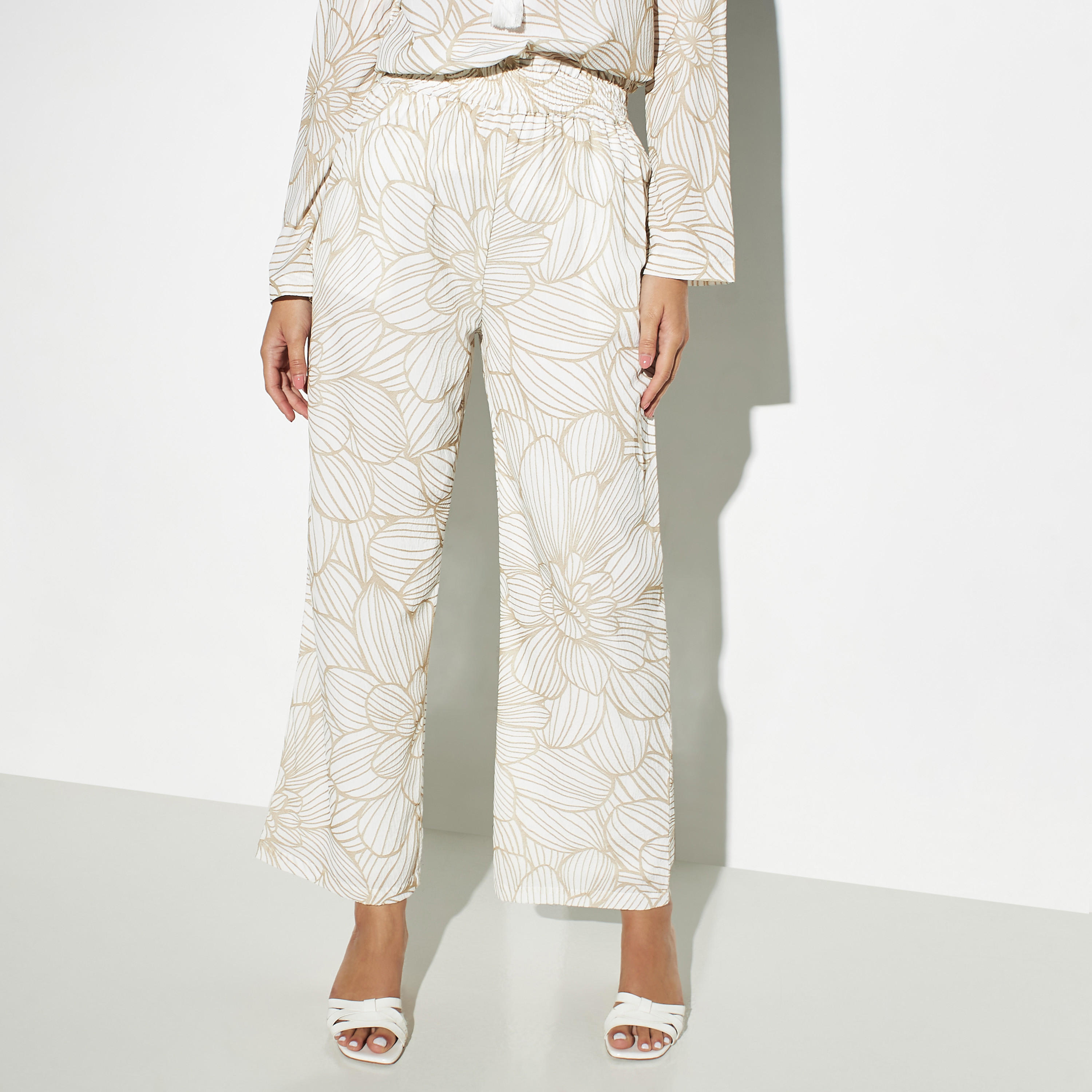 All-Over Floral Print Paper Bag Waist Wide Leg Pants with Pockets-women-clothing-bottoms-trousers-image-1