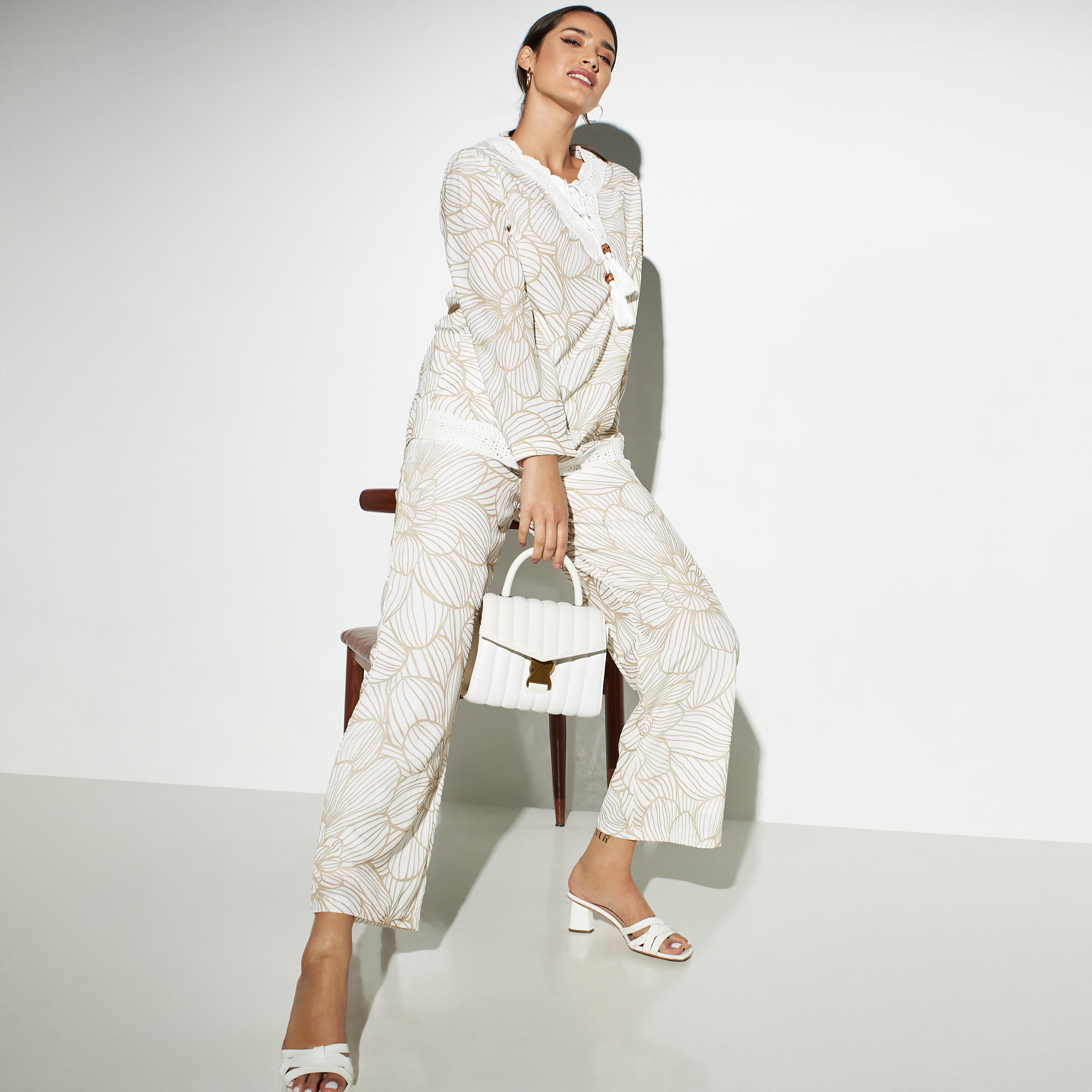 All-Over Floral Print Paper Bag Waist Wide Leg Pants with Pockets-women-clothing-bottoms-trousers-image-2