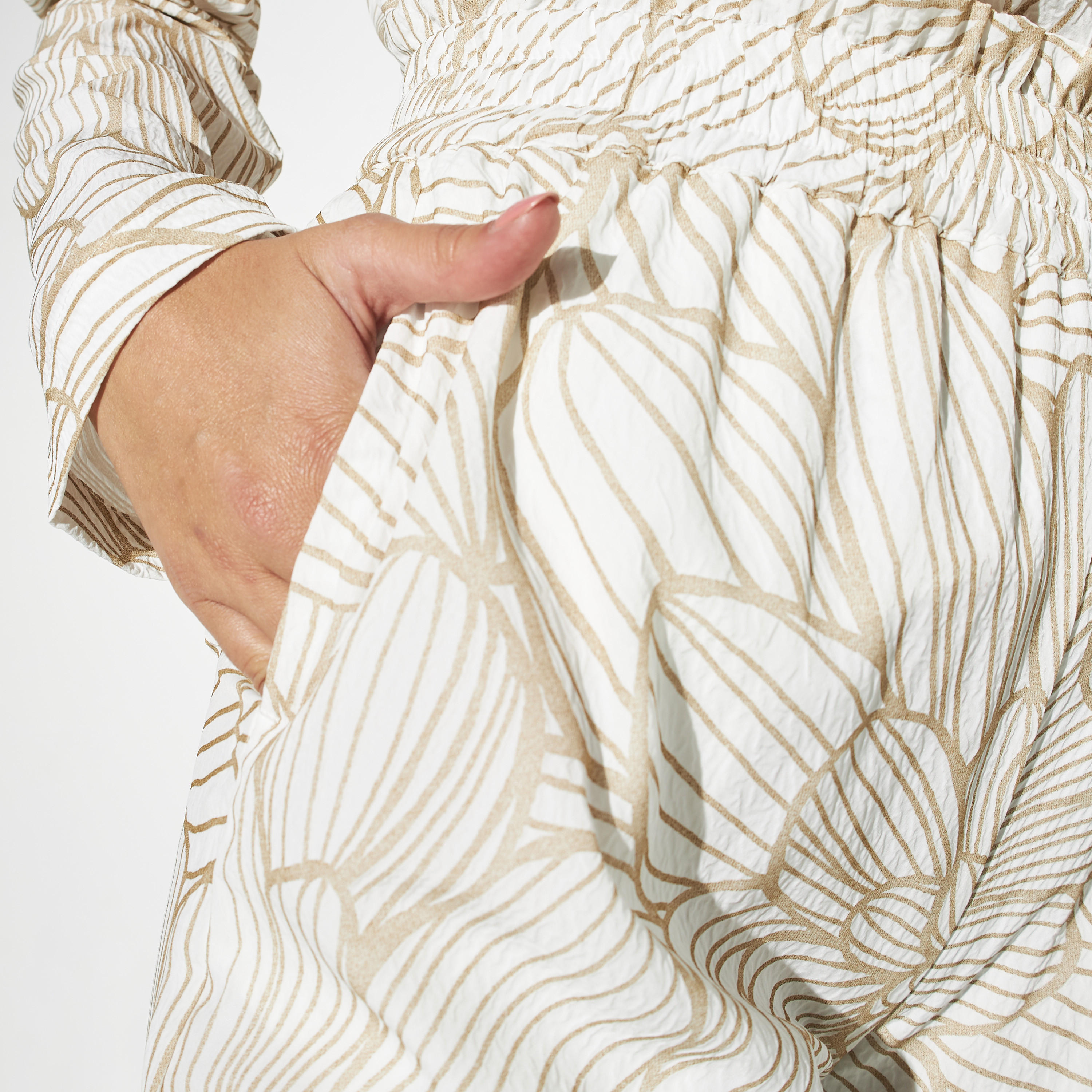 All-Over Floral Print Paper Bag Waist Wide Leg Pants with Pockets-women-clothing-bottoms-trousers-image-3