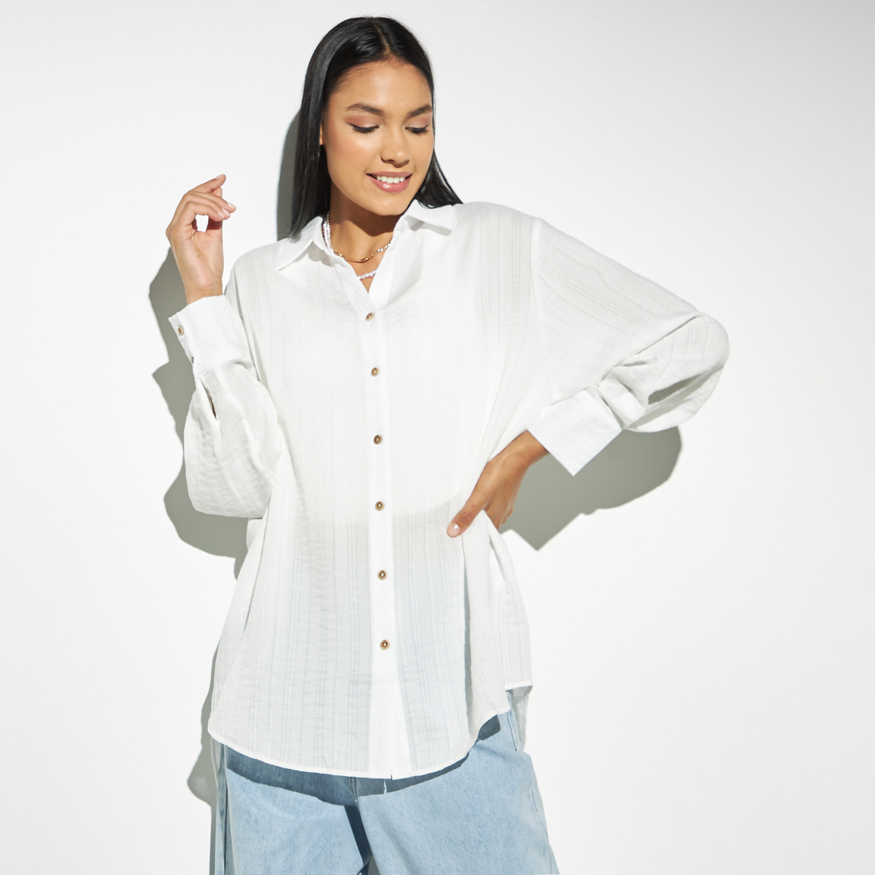 قميص بارز الملمس بأكمام طويلة وحواف غير مستوية وطبعات-women-clothing-shirtsandblouses-shirts-image-1
