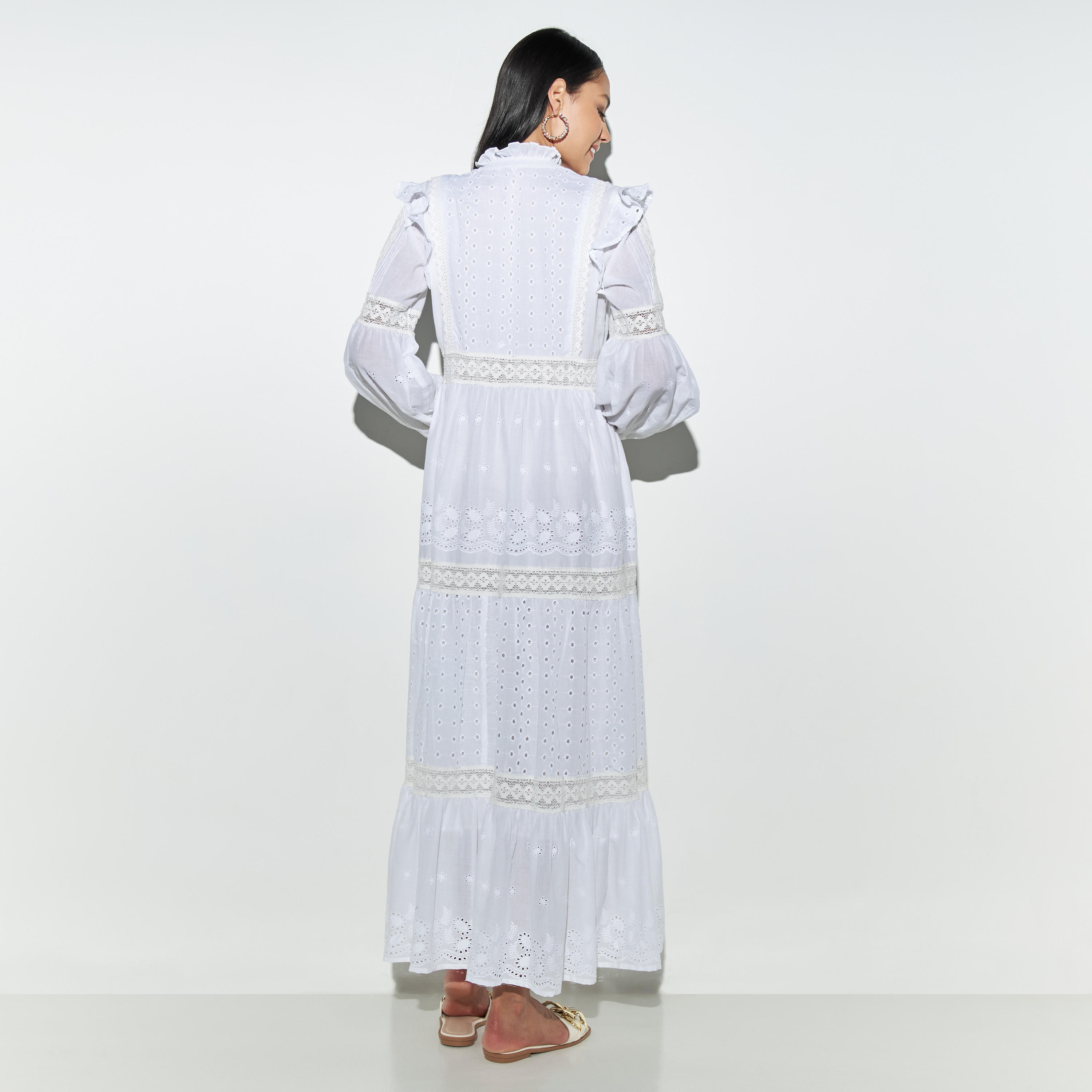 فستان متعدد الطبقات بكشكش وأزرار وتفاصيل دانتيل-women-clothing-dresses-image-1