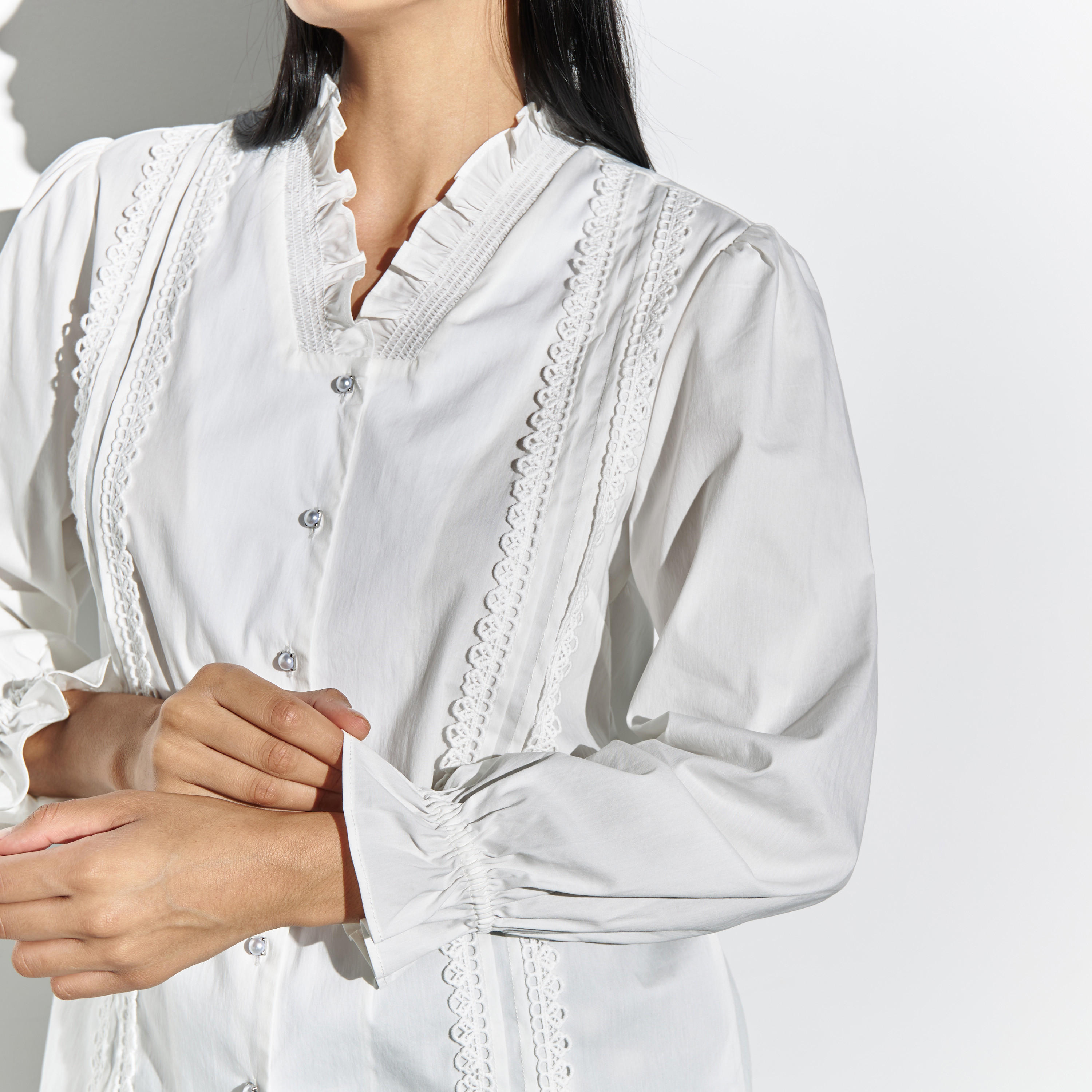 قميص دانتيل بأكمام منفوخة-women-clothing-shirtsandblouses-shirts-image-3