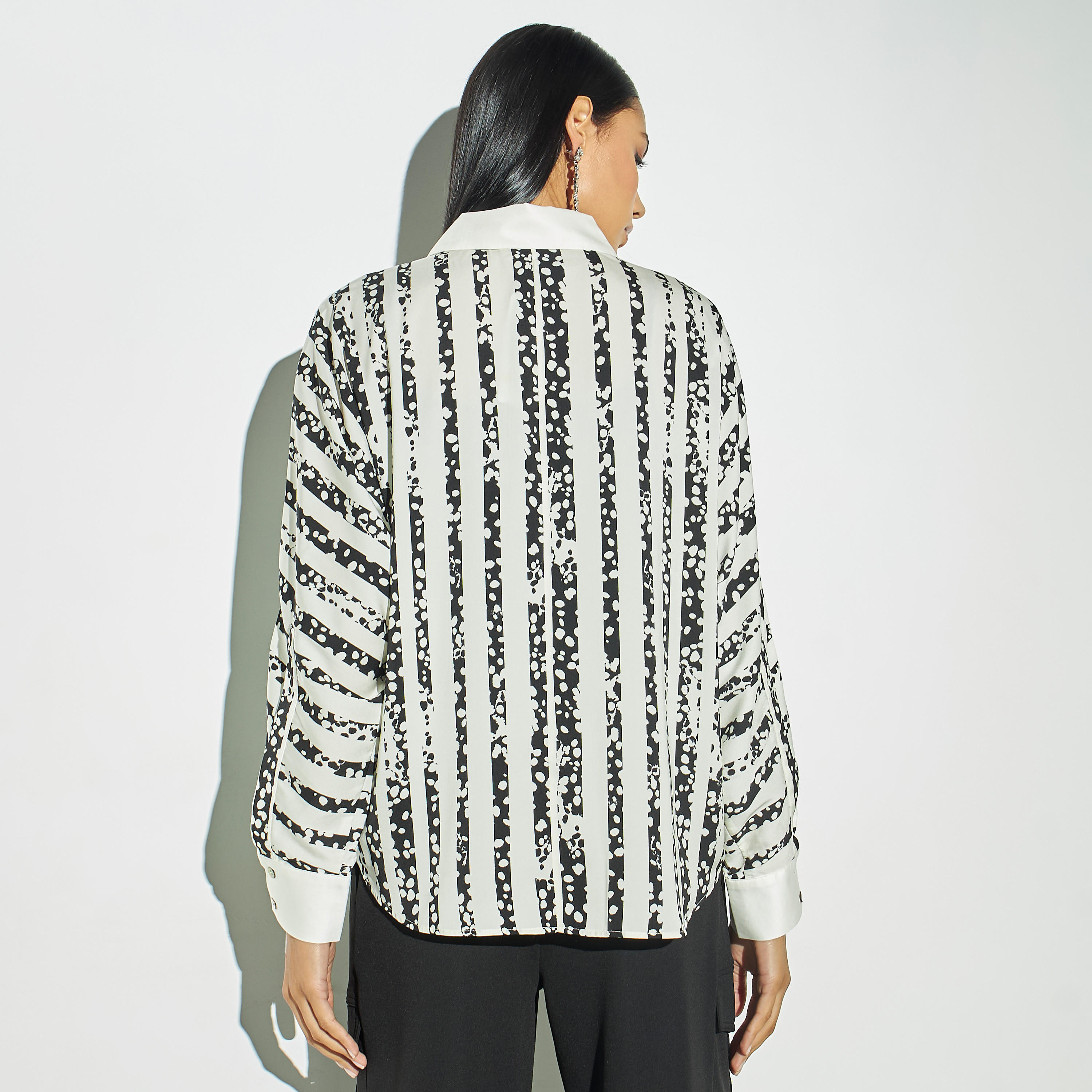 قميص ساتان مخطط بأكمام طويلة-women-clothing-shirtsandblouses-shirts-image-2