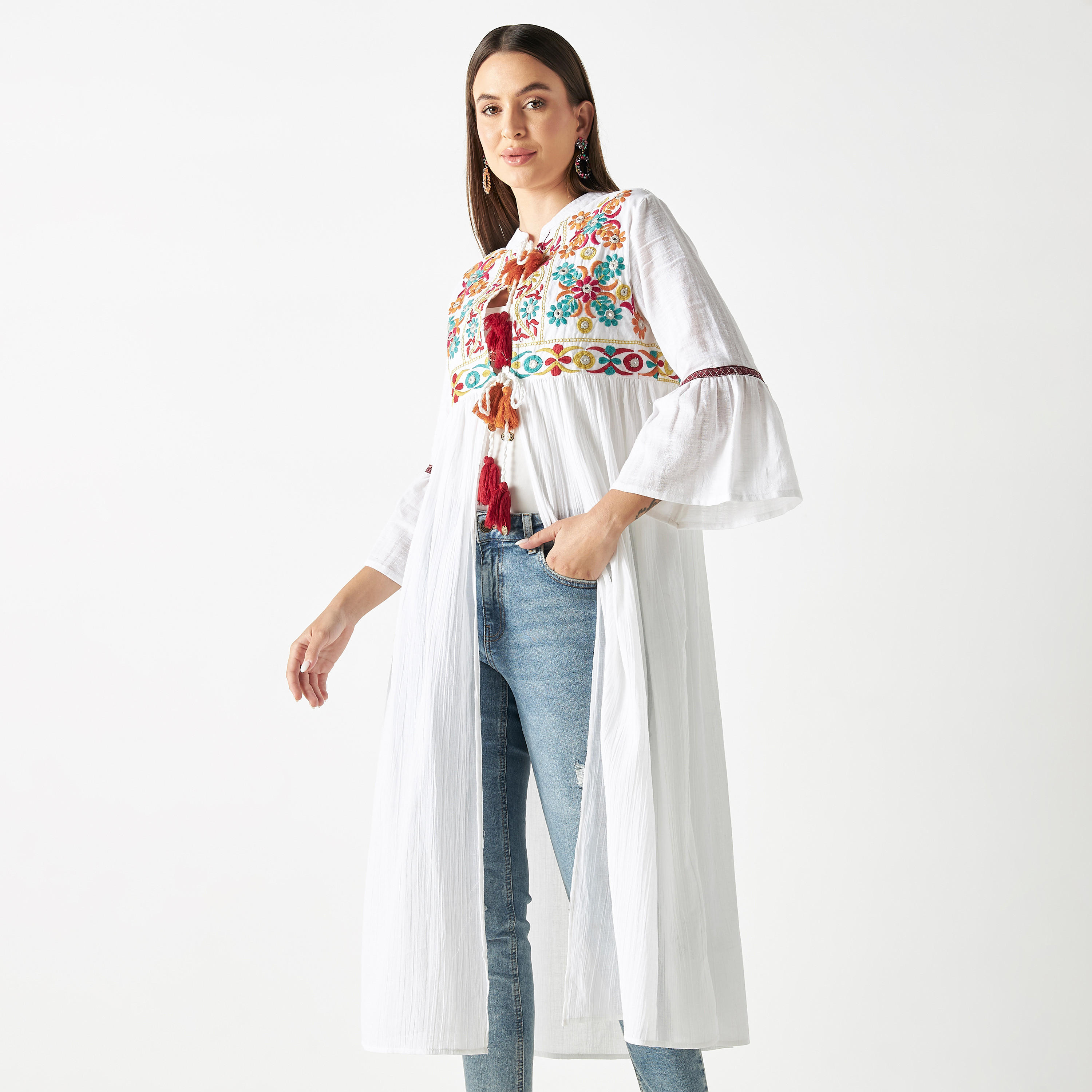 سترة مطرزة بأكمام طويلة ورباط-women-clothing-shirtsandblouses-blouses-image-1