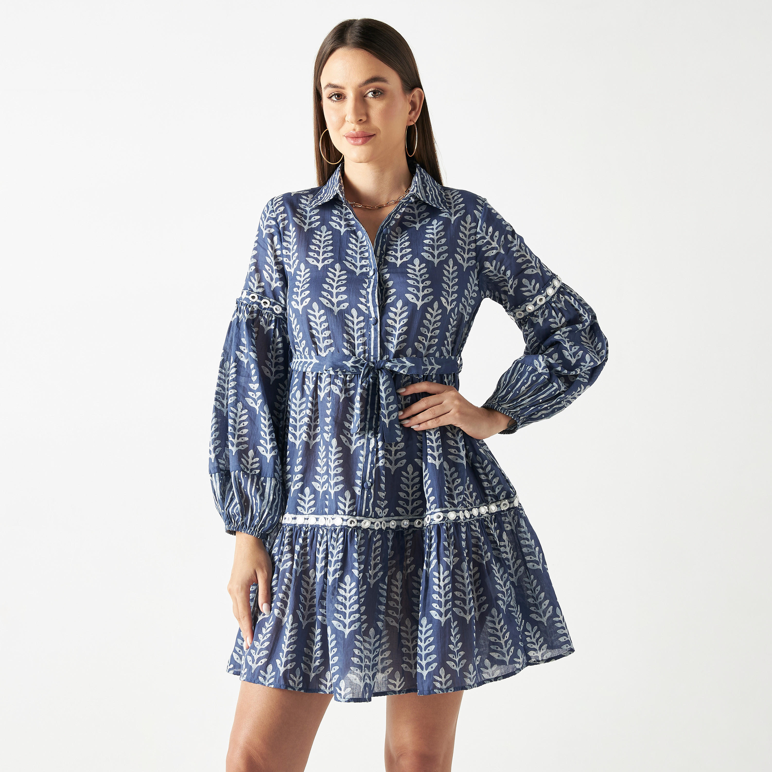 فستان متعدّد الطبقات بأربطة وزخارف-women-clothing-dresses-image-1