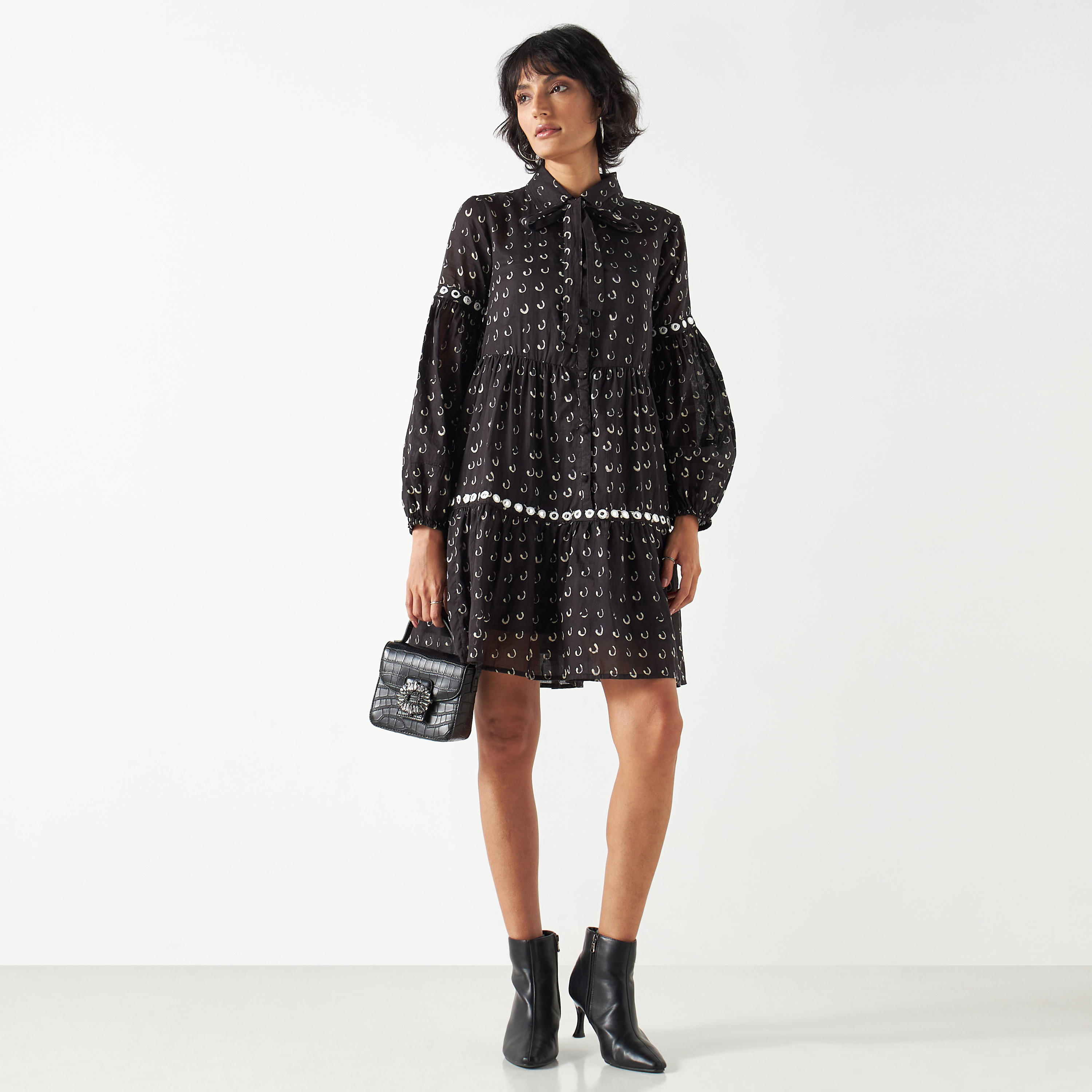 فستان متعدّد الطبقات بأربطة وزخارف-women-clothing-dresses-image-2