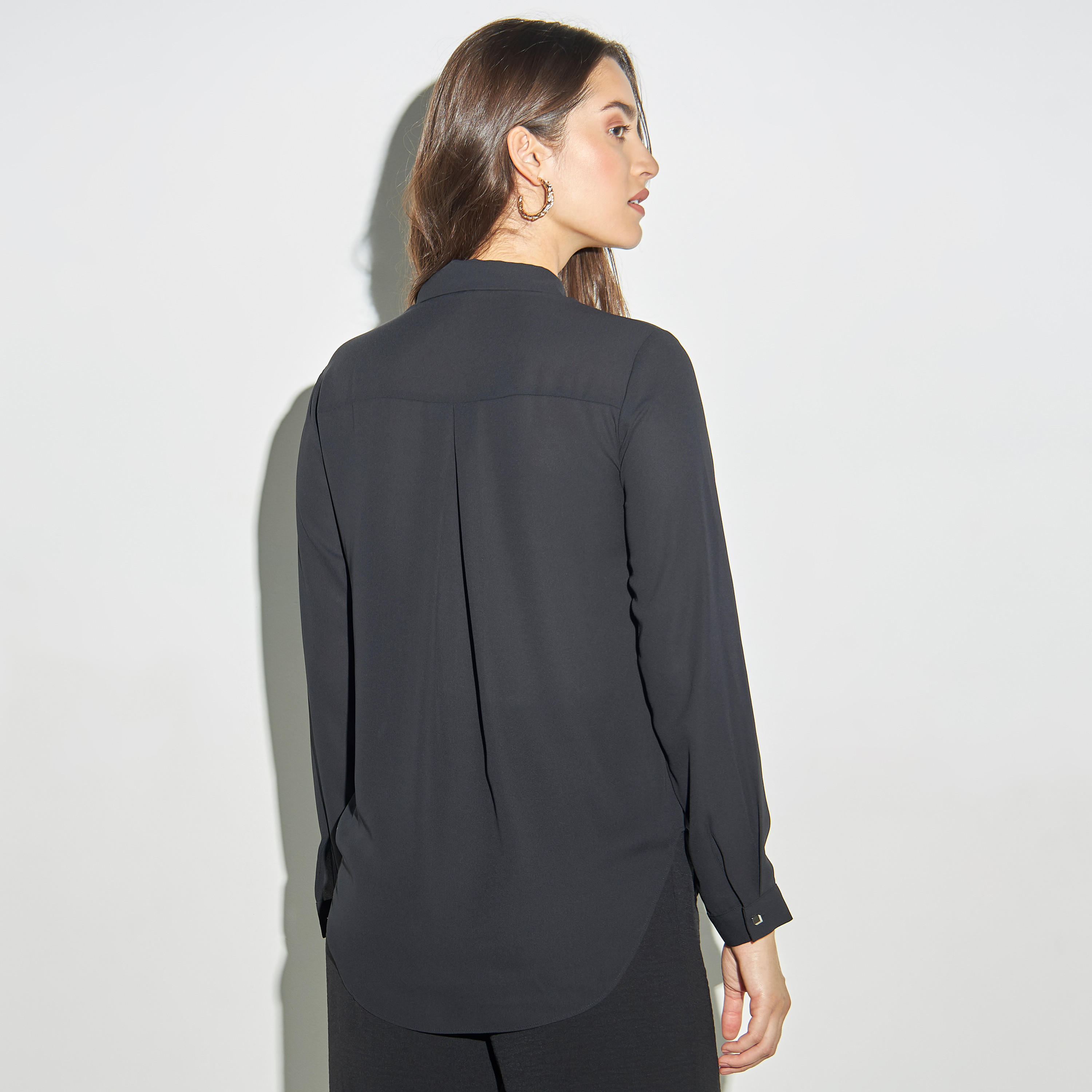 قميص سادة بأكمام طويلة وتفاصيل ميتاليك-women-clothing-shirtsandblouses-shirts-image-3