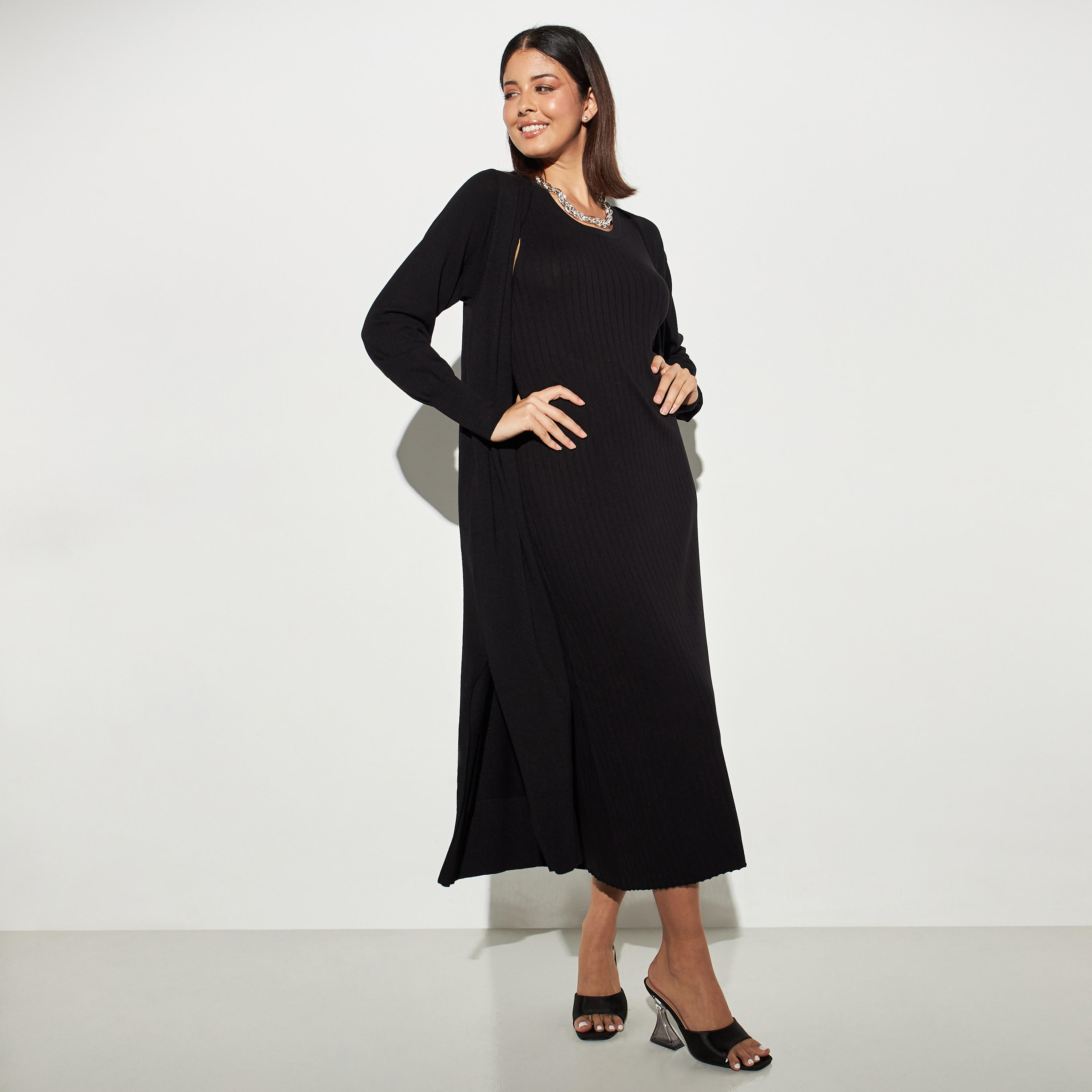 فستان ميدي مضلع دون أكمام وبياقة مستديرة-women-clothing-dresses-image-1