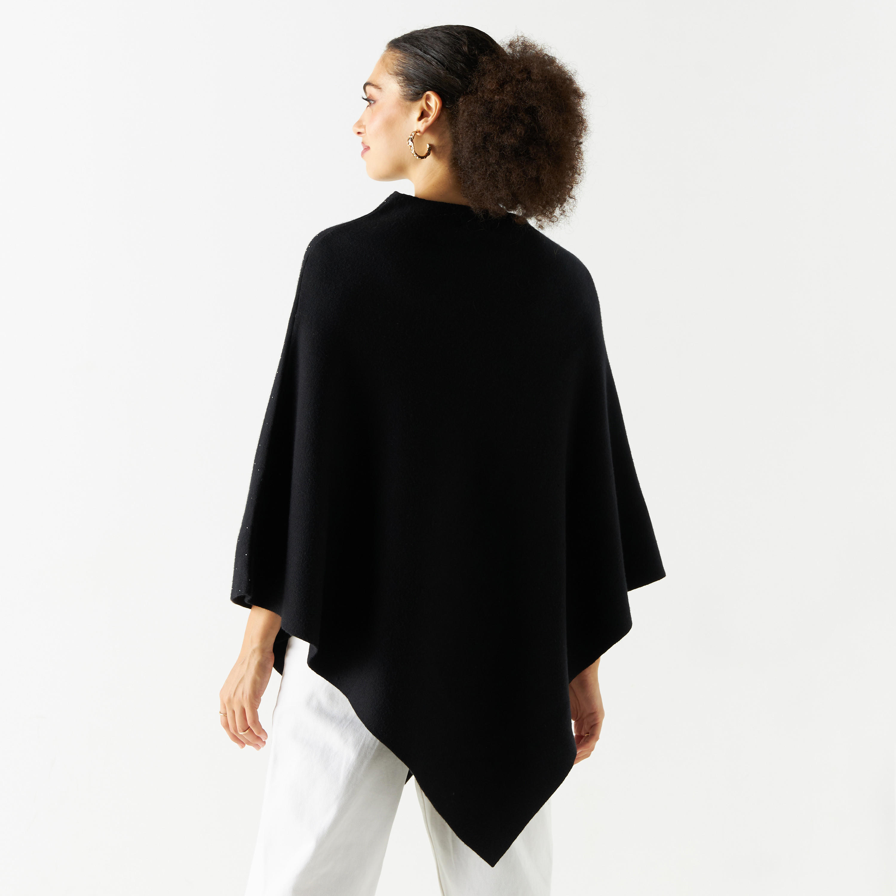 معطف بونشو مزيّن بياقة عالية-women-winterwear-cardigansandjumpers-cardigans-image-2