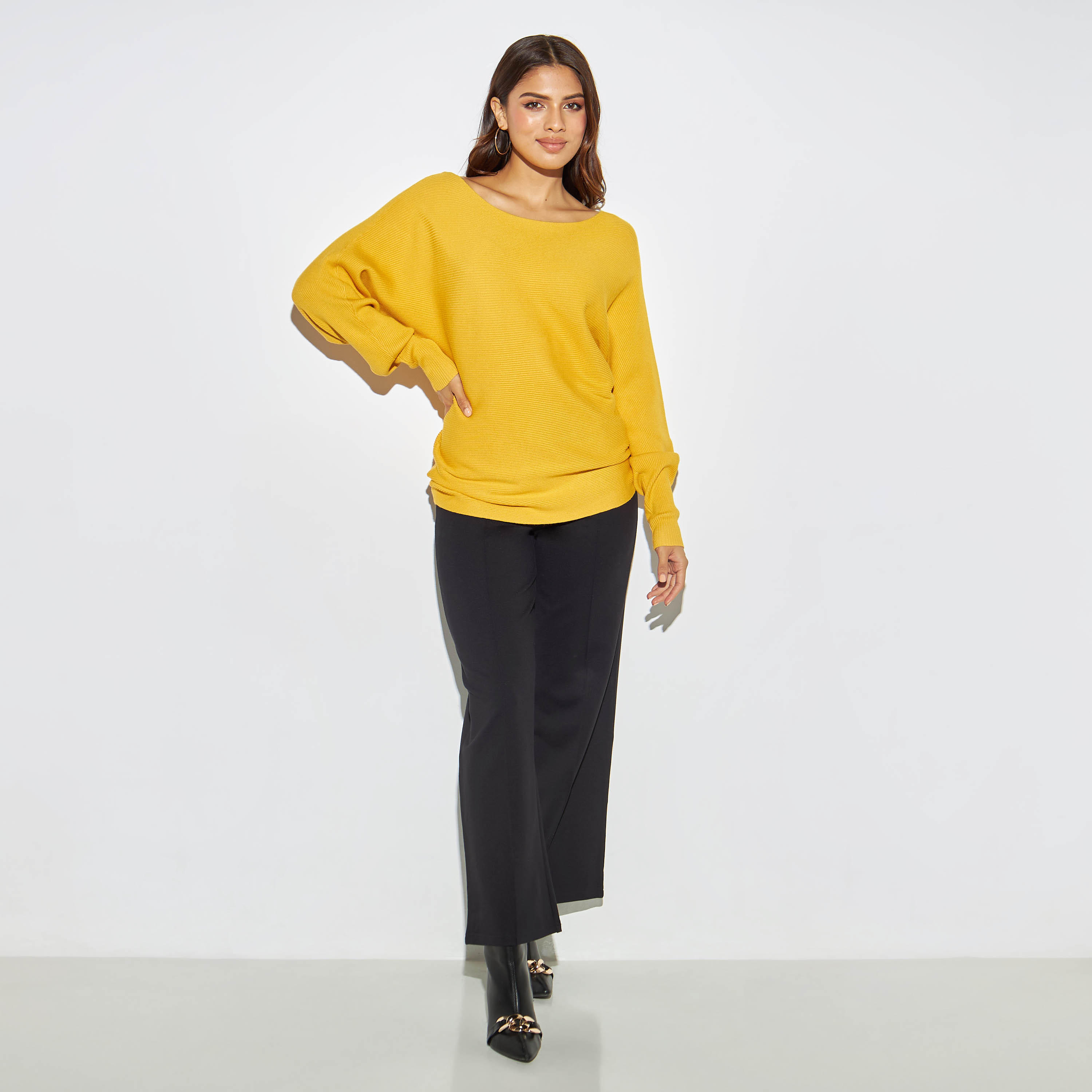 تيشيرت بارز الملمس بياقة مستديرة وأكمام واسعة-women-clothing-tshirts-image-14