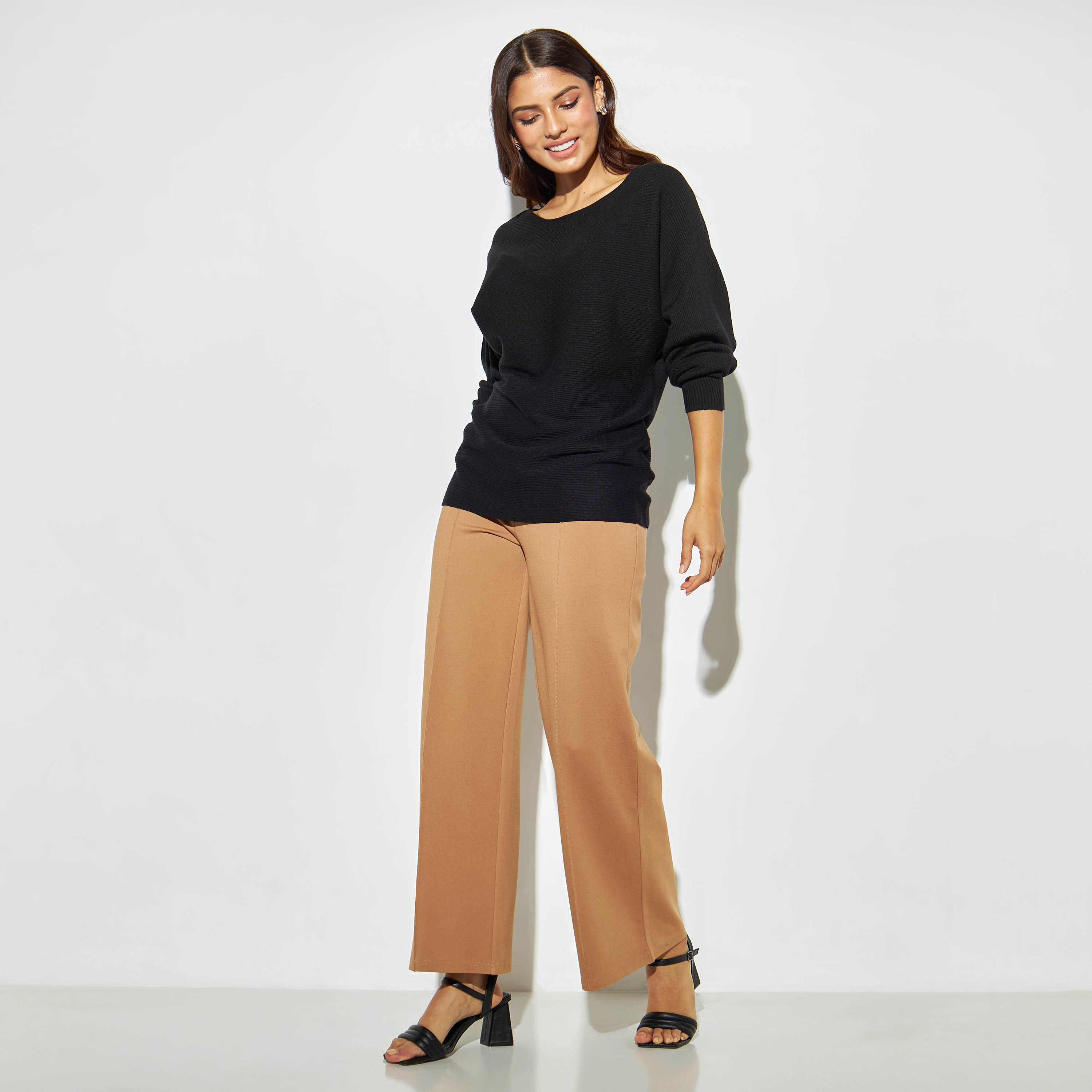 تيشيرت بارز الملمس بياقة مستديرة وأكمام واسعة-women-clothing-tshirts-image-3