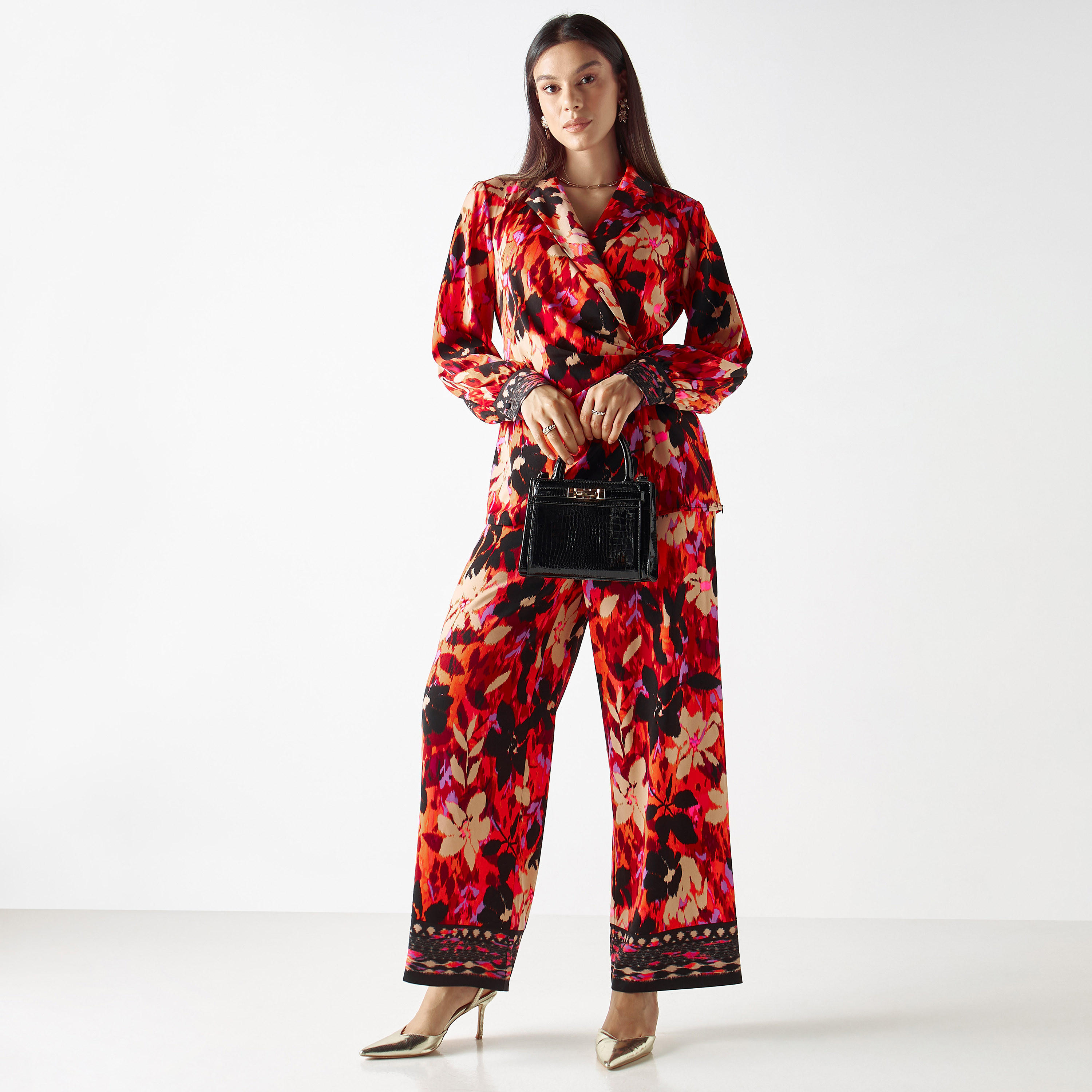 كيمونو ملفوف بطبعات زهور وحزام خصر بإبزيم-women-clothing-shirtsandblouses-blouses-image-2