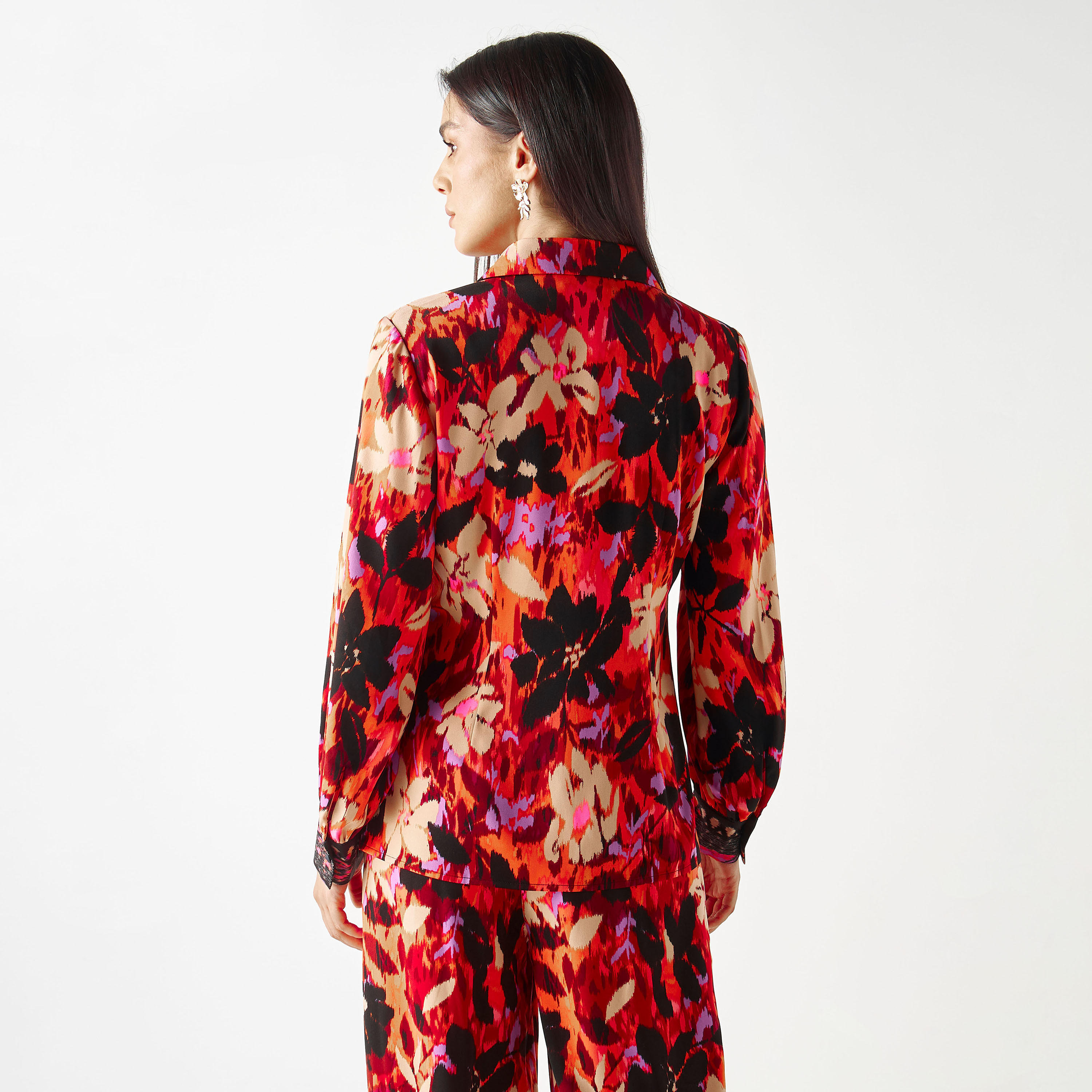 كيمونو ملفوف بطبعات زهور وحزام خصر بإبزيم-women-clothing-shirtsandblouses-blouses-image-3