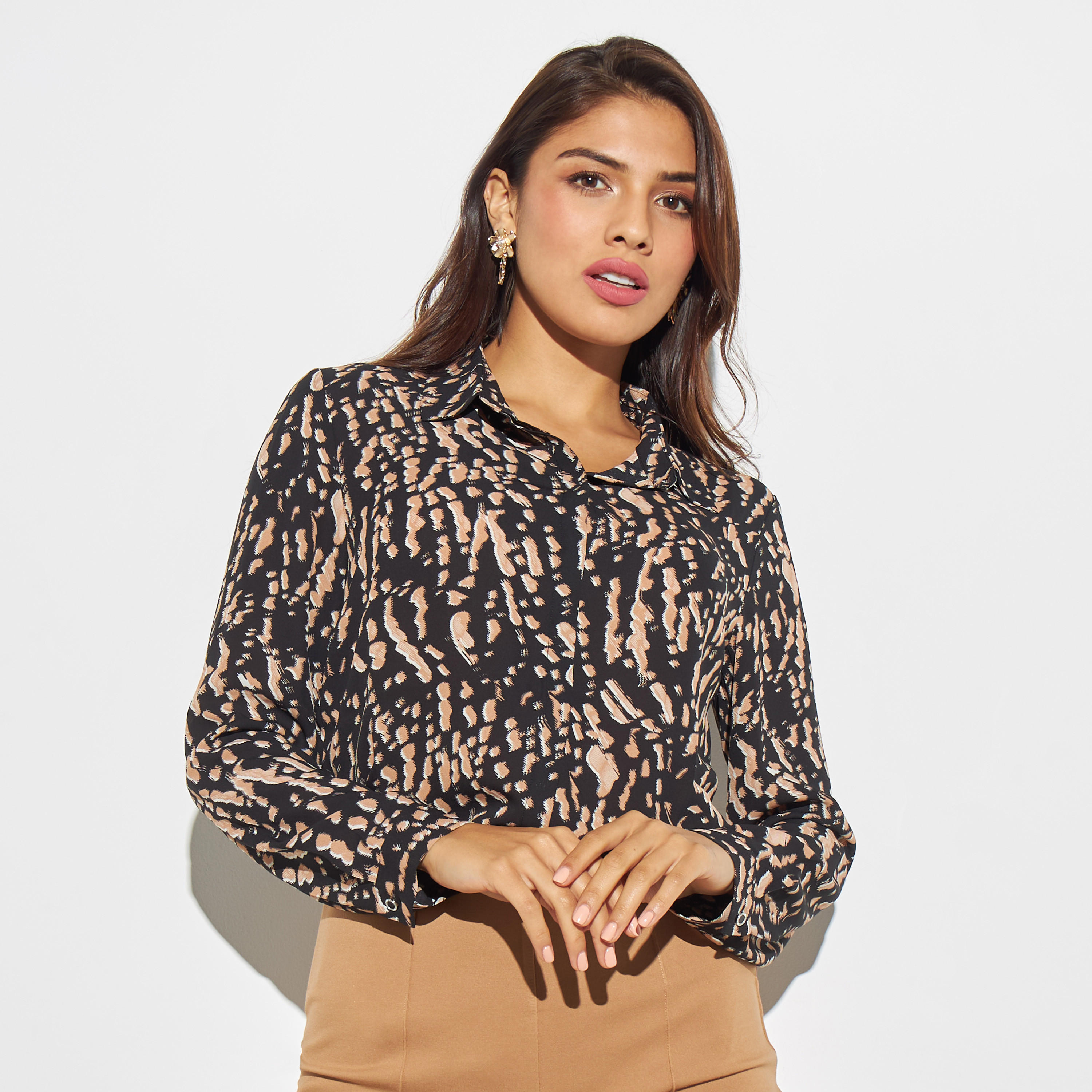 قميص بطبعات وأكمام طويلة-women-clothing-shirtsandblouses-shirts-image-1